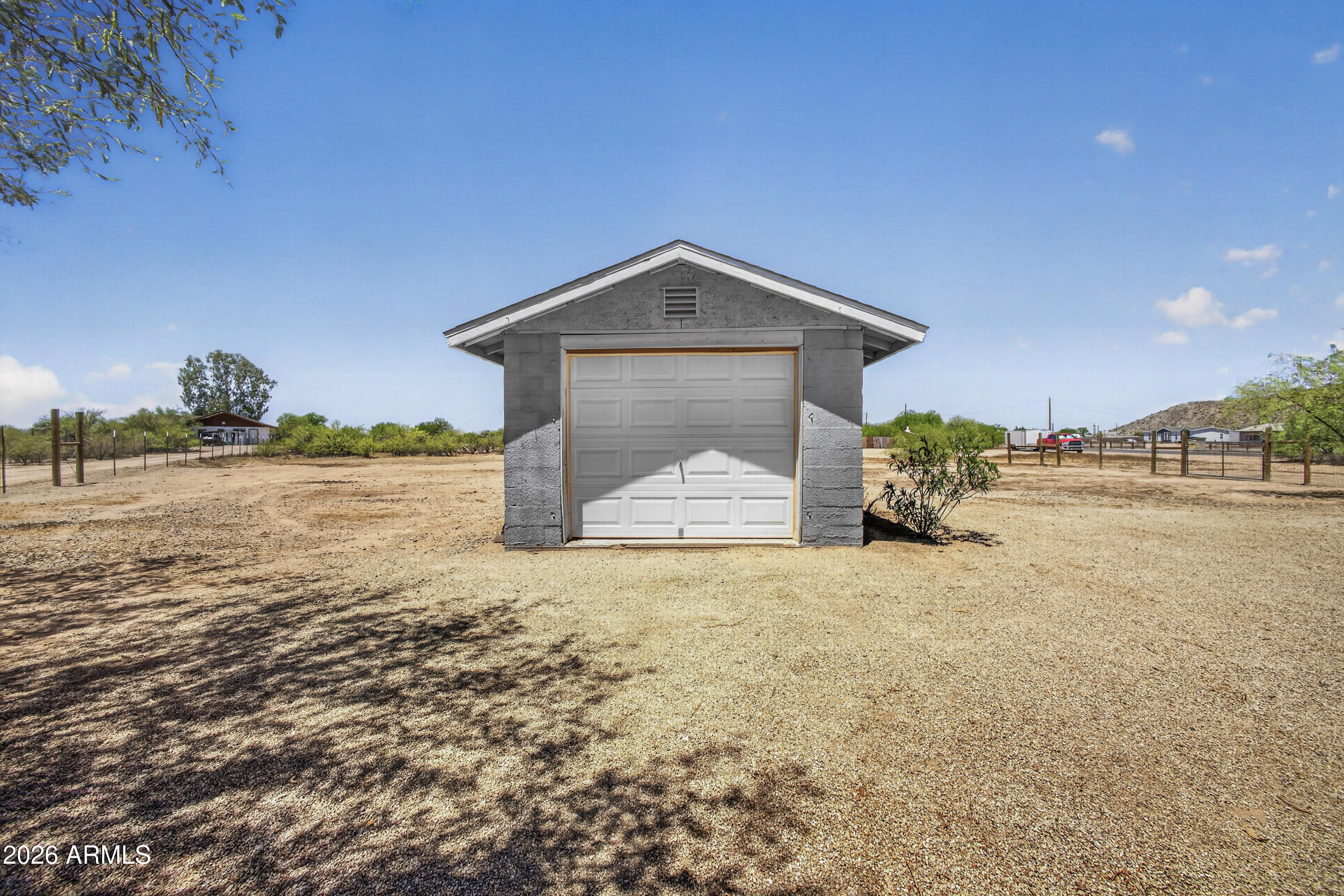 LAKE IN THE DESERT ESTATES - Residential