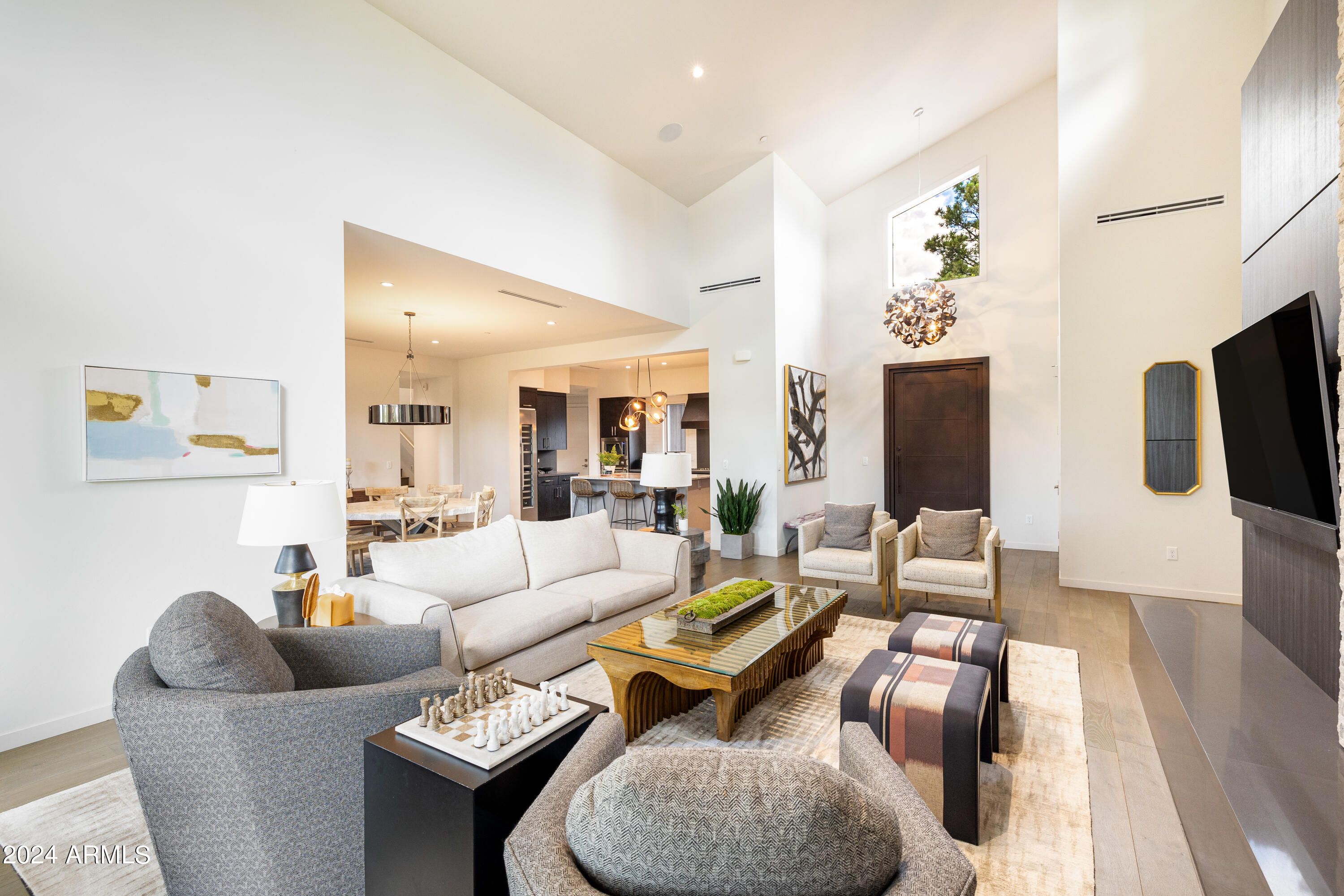 PINE CANYON - Residential