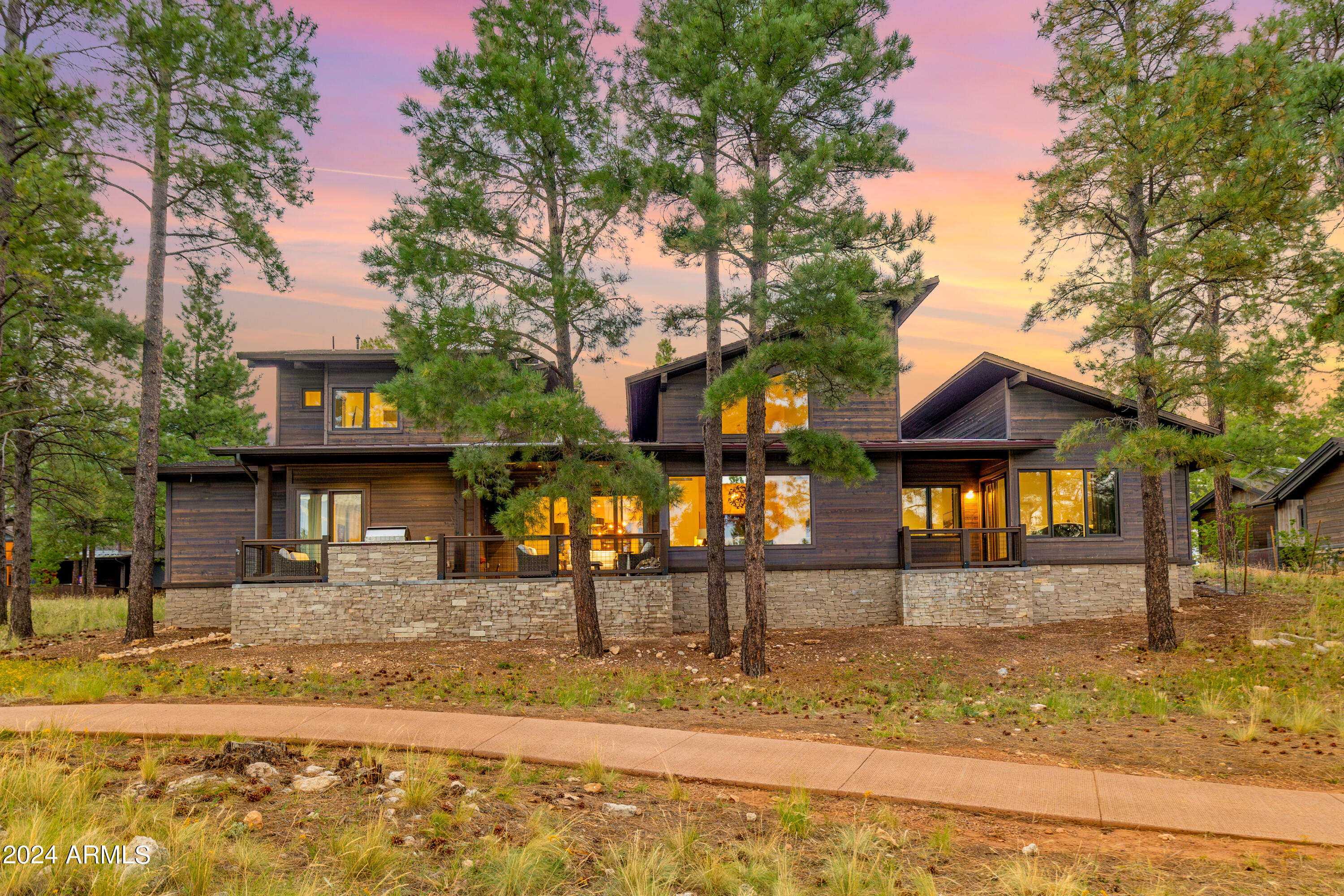PINE CANYON - Residential