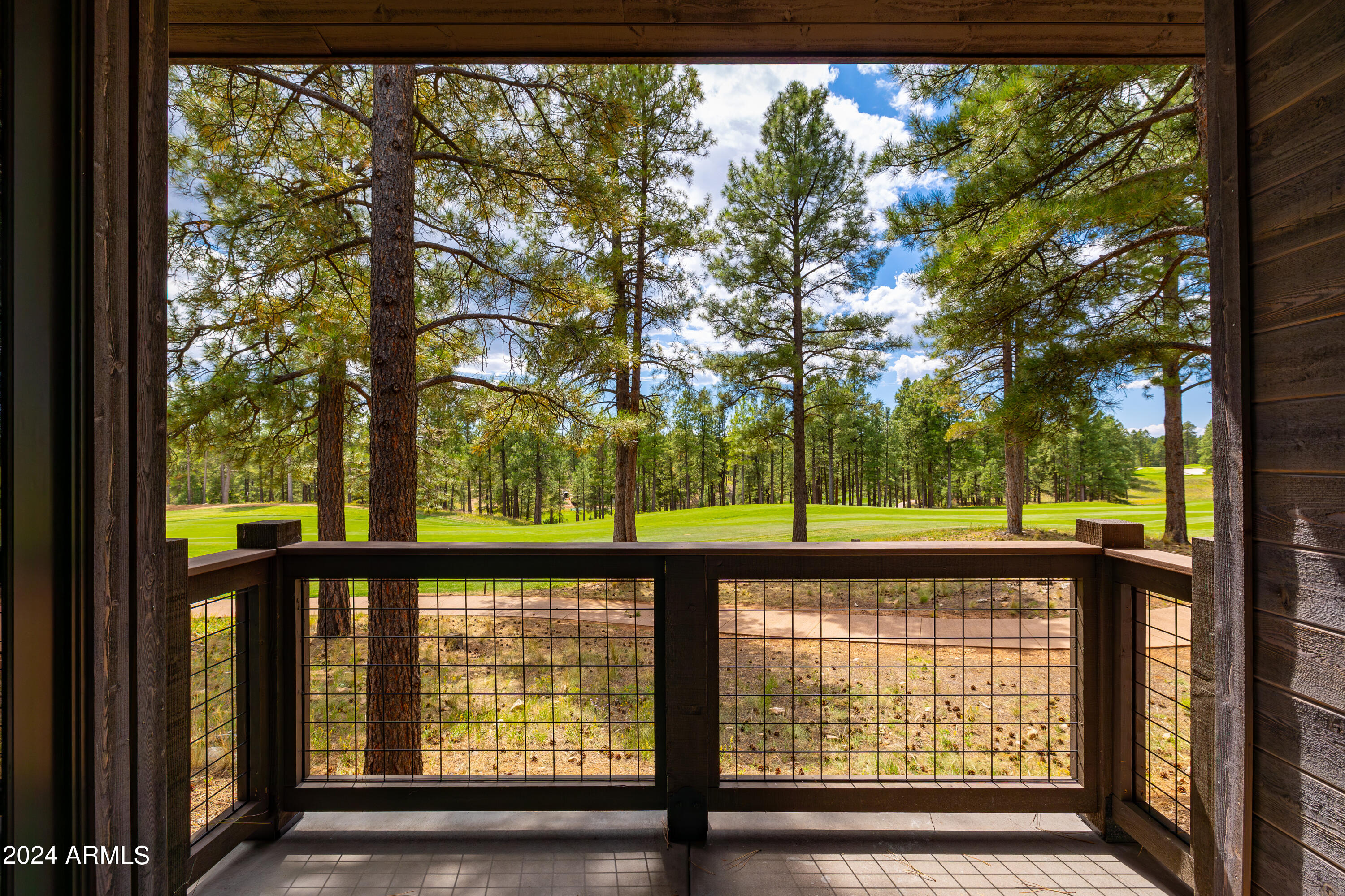 PINE CANYON - Residential