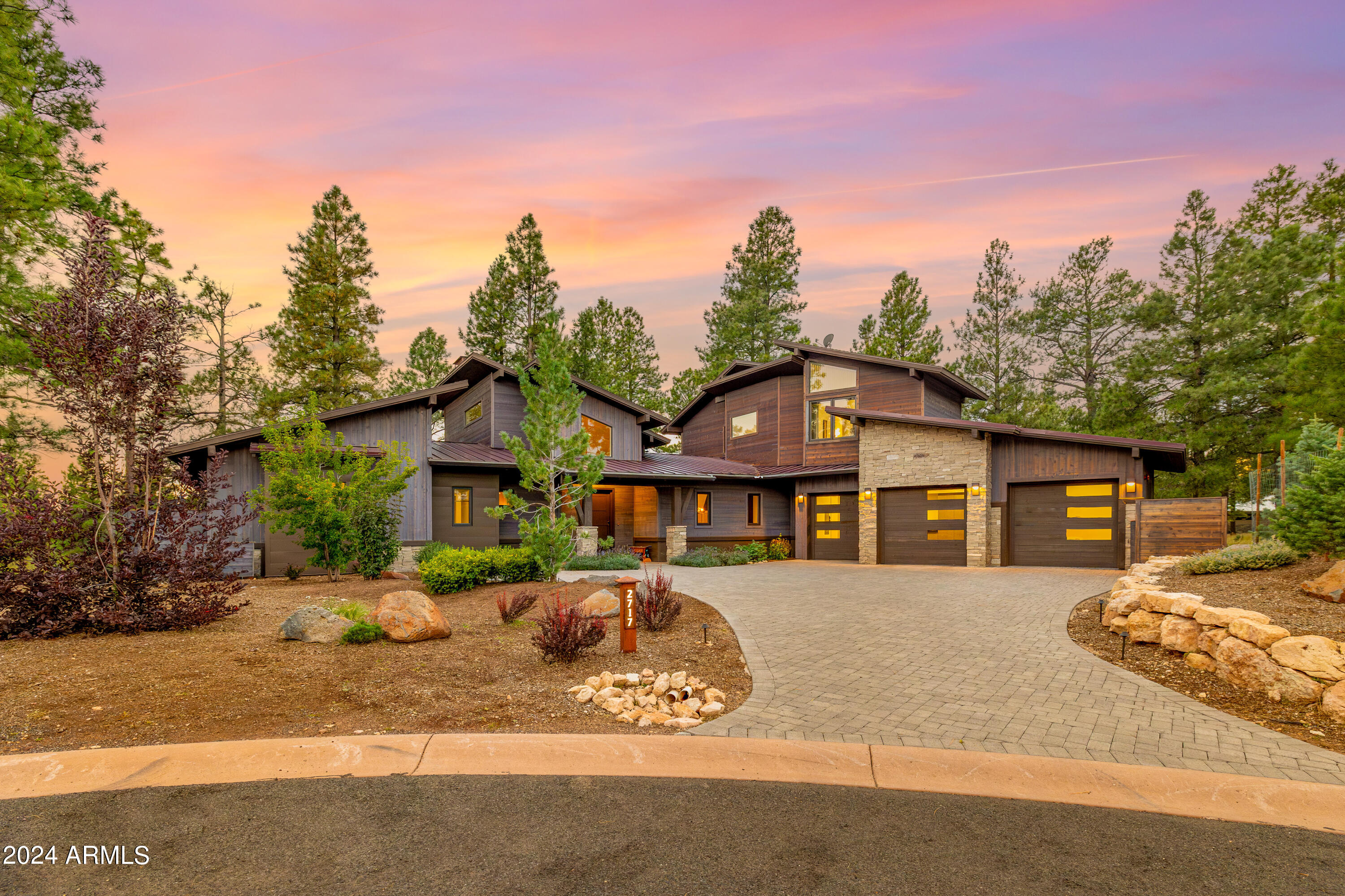 PINE CANYON - Residential
