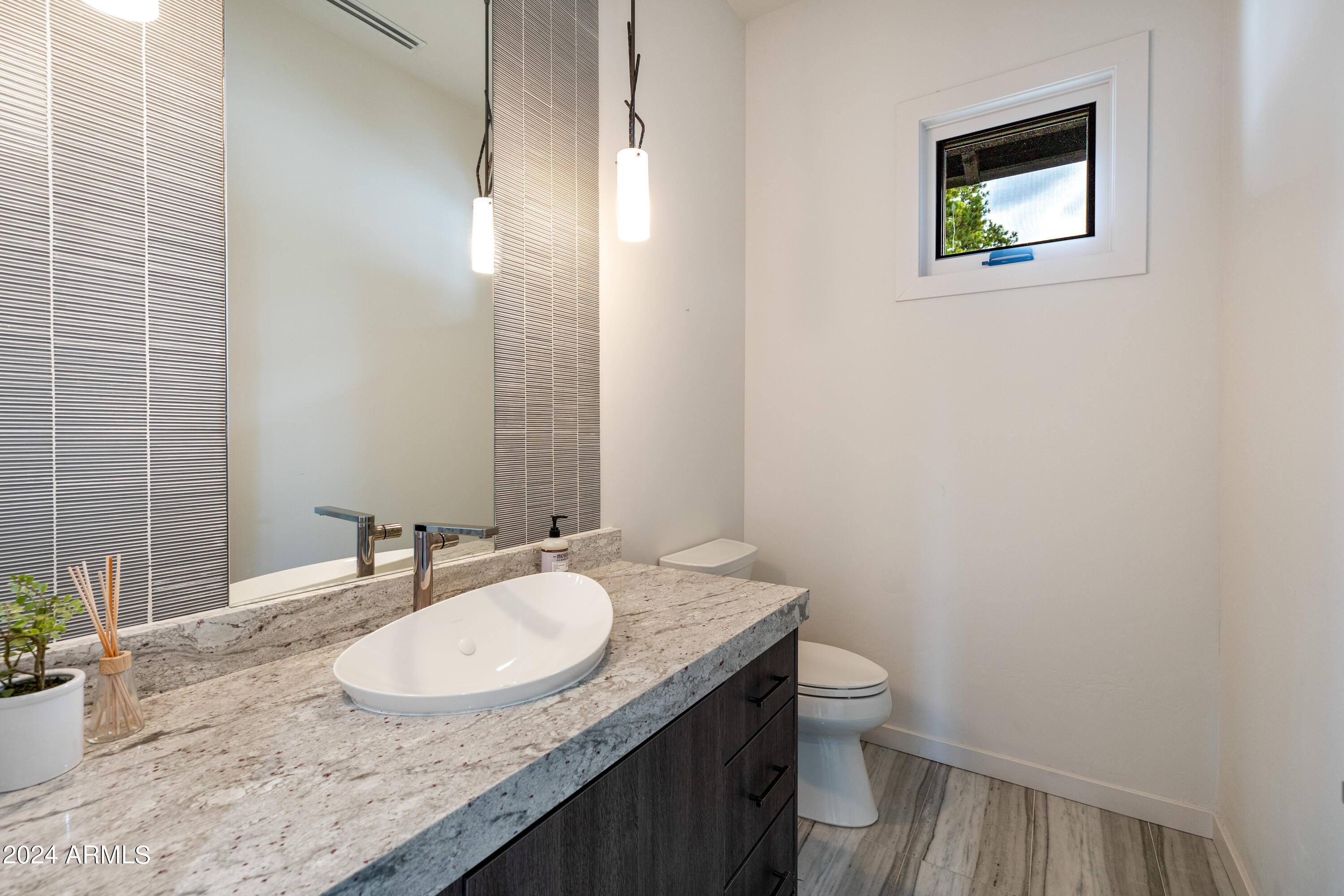 PINE CANYON - Residential