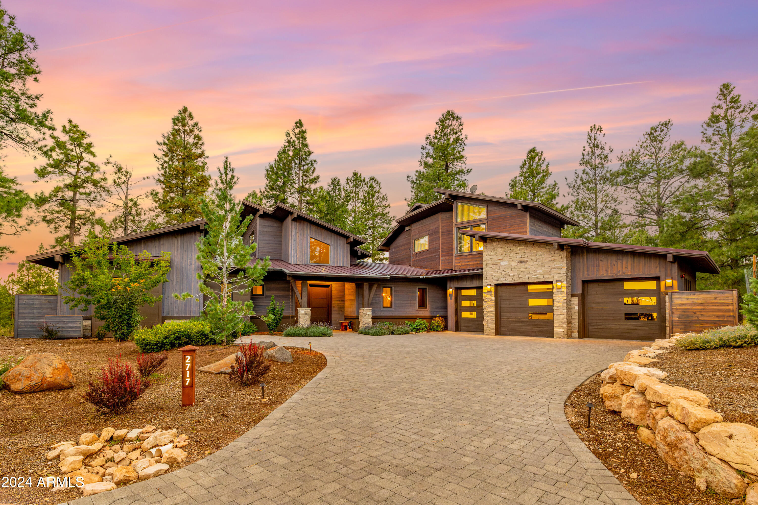 PINE CANYON - Residential