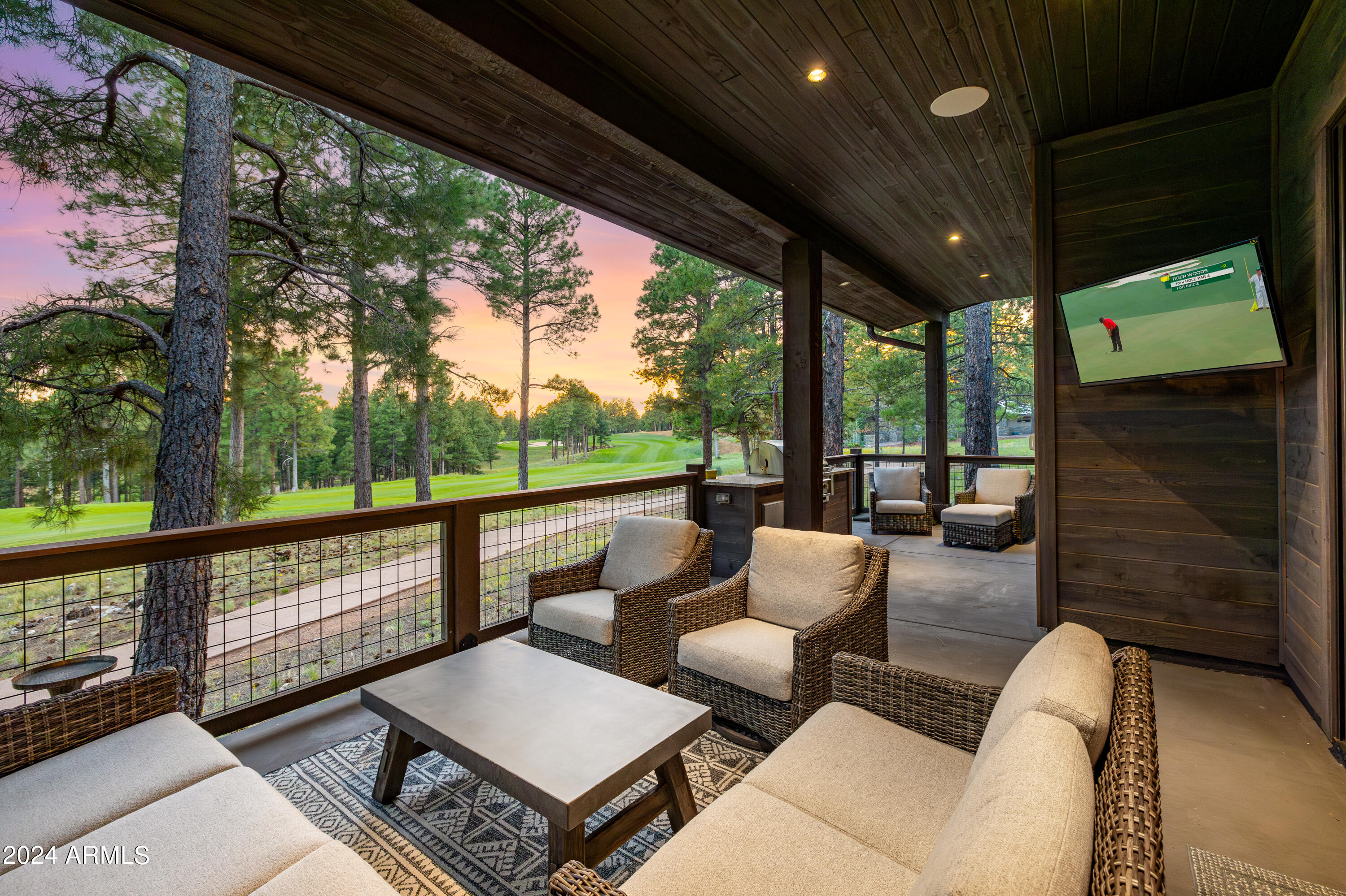 PINE CANYON - Residential