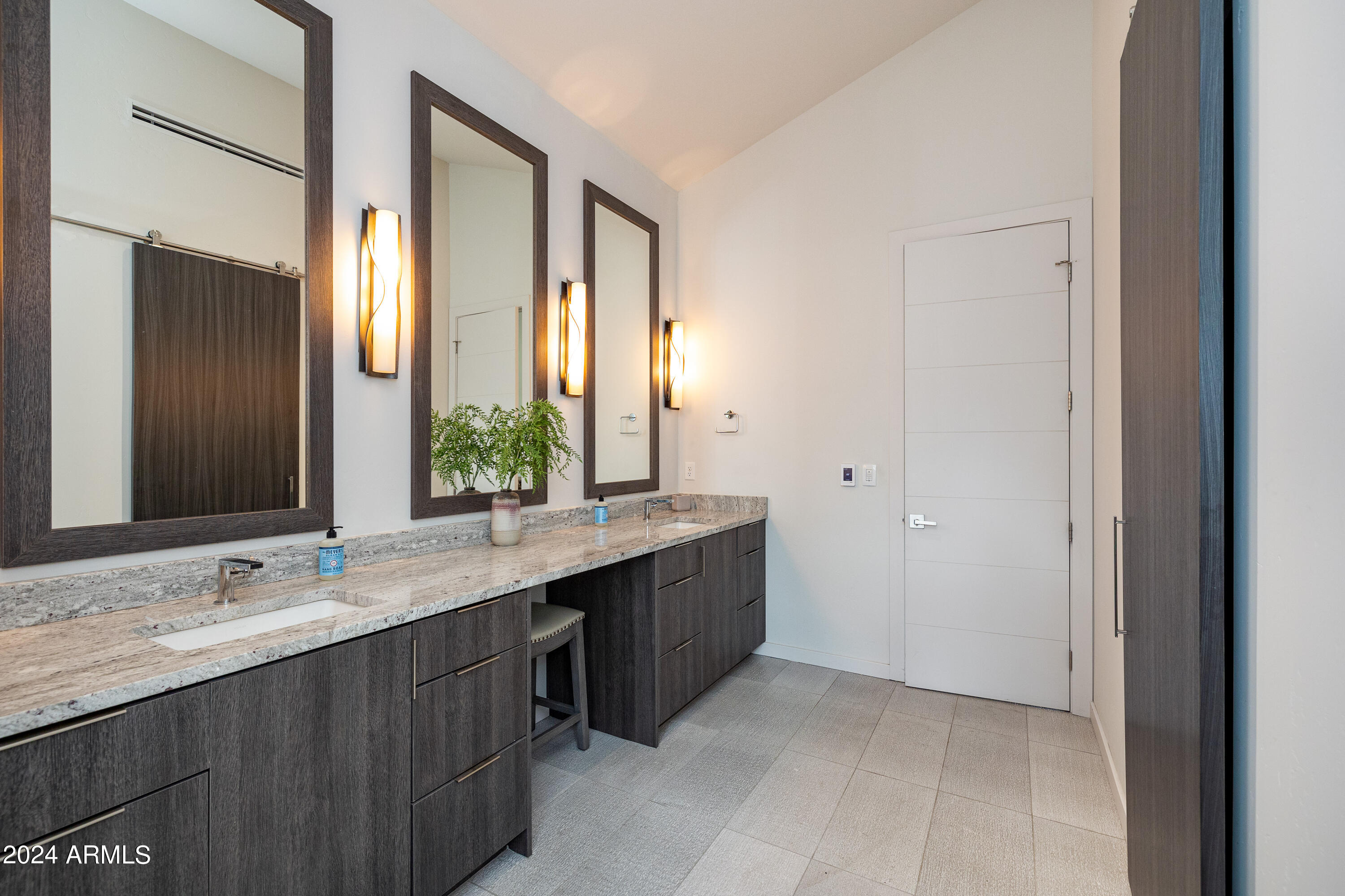 PINE CANYON - Residential