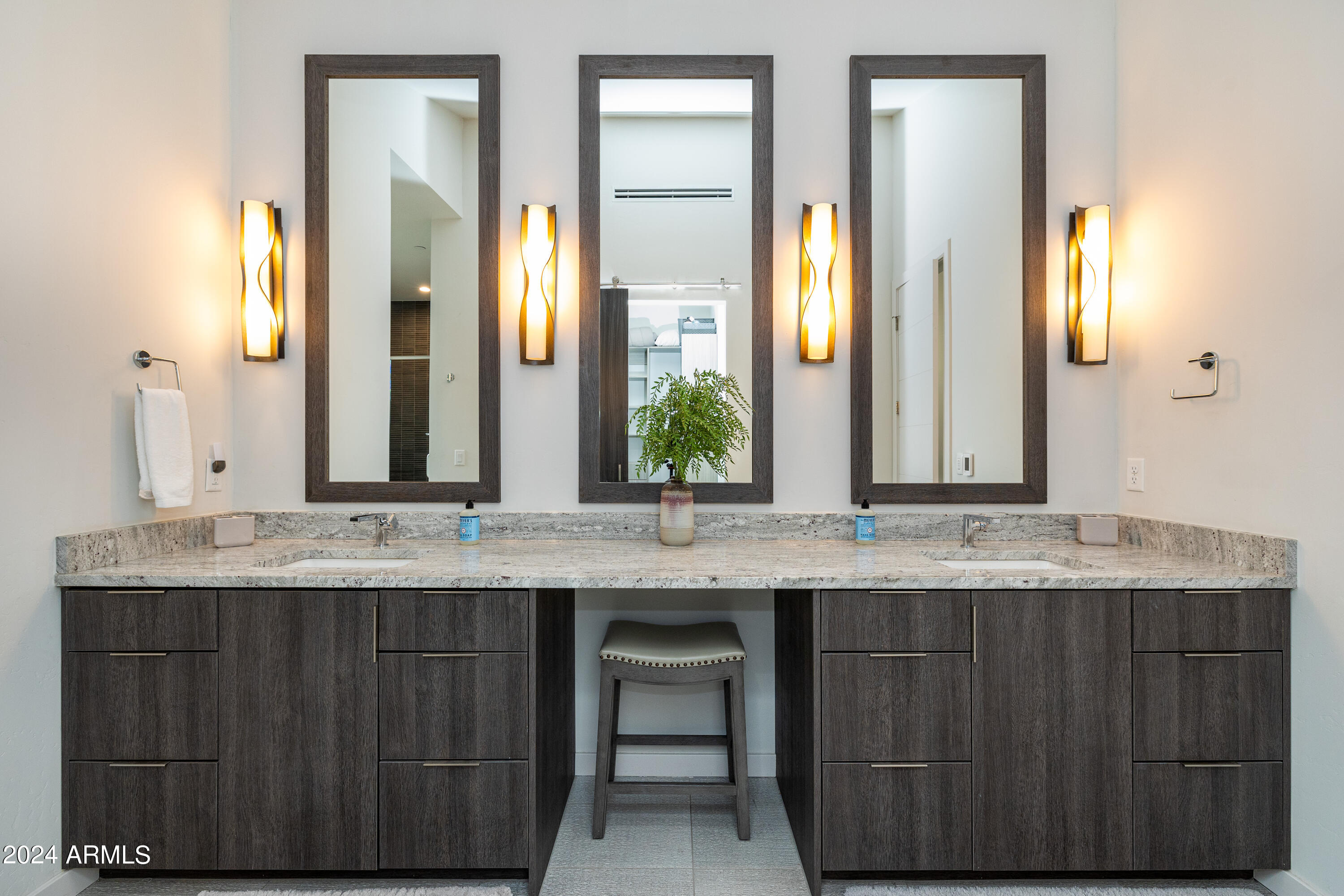 PINE CANYON - Residential