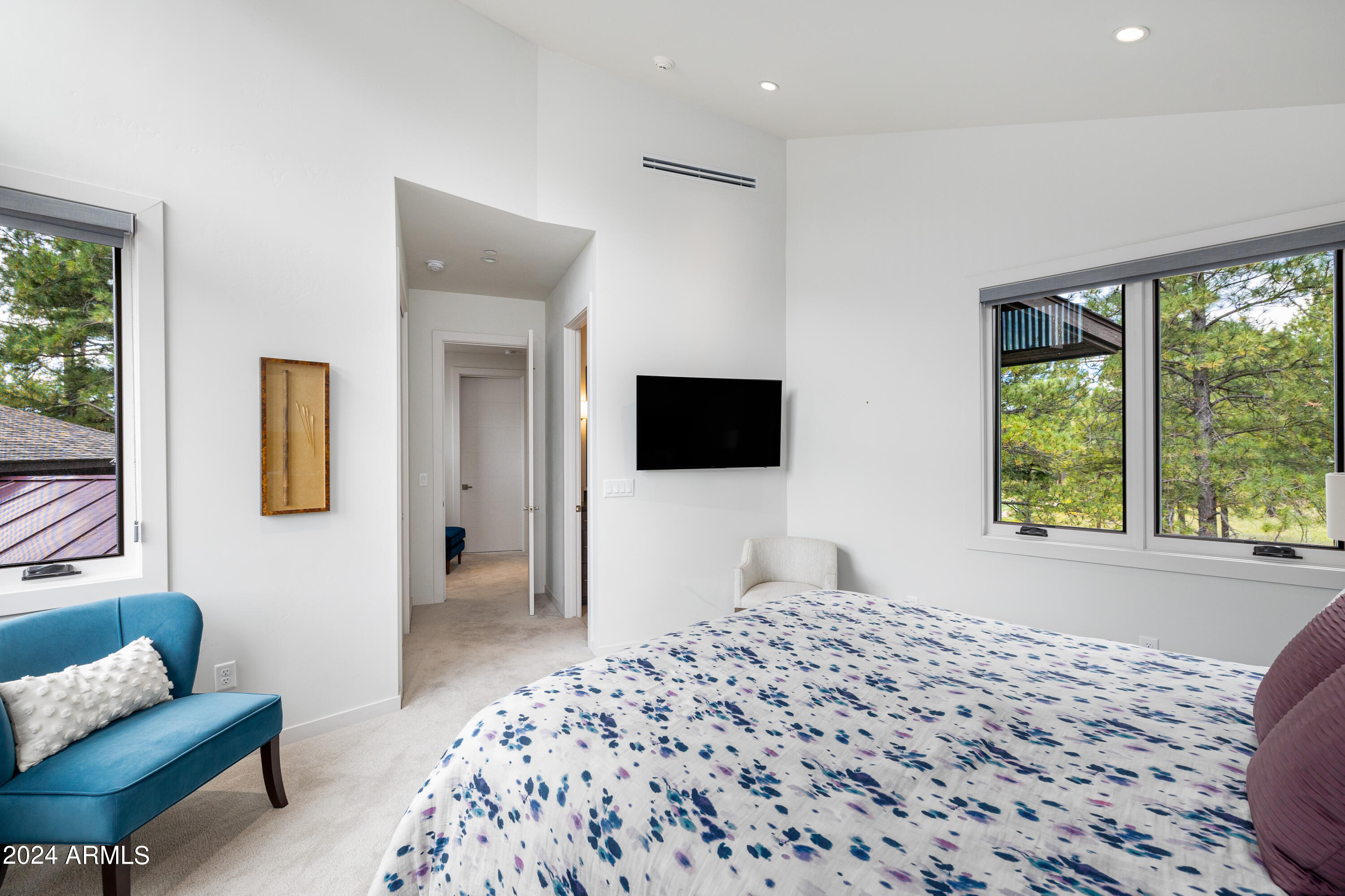 PINE CANYON - Residential