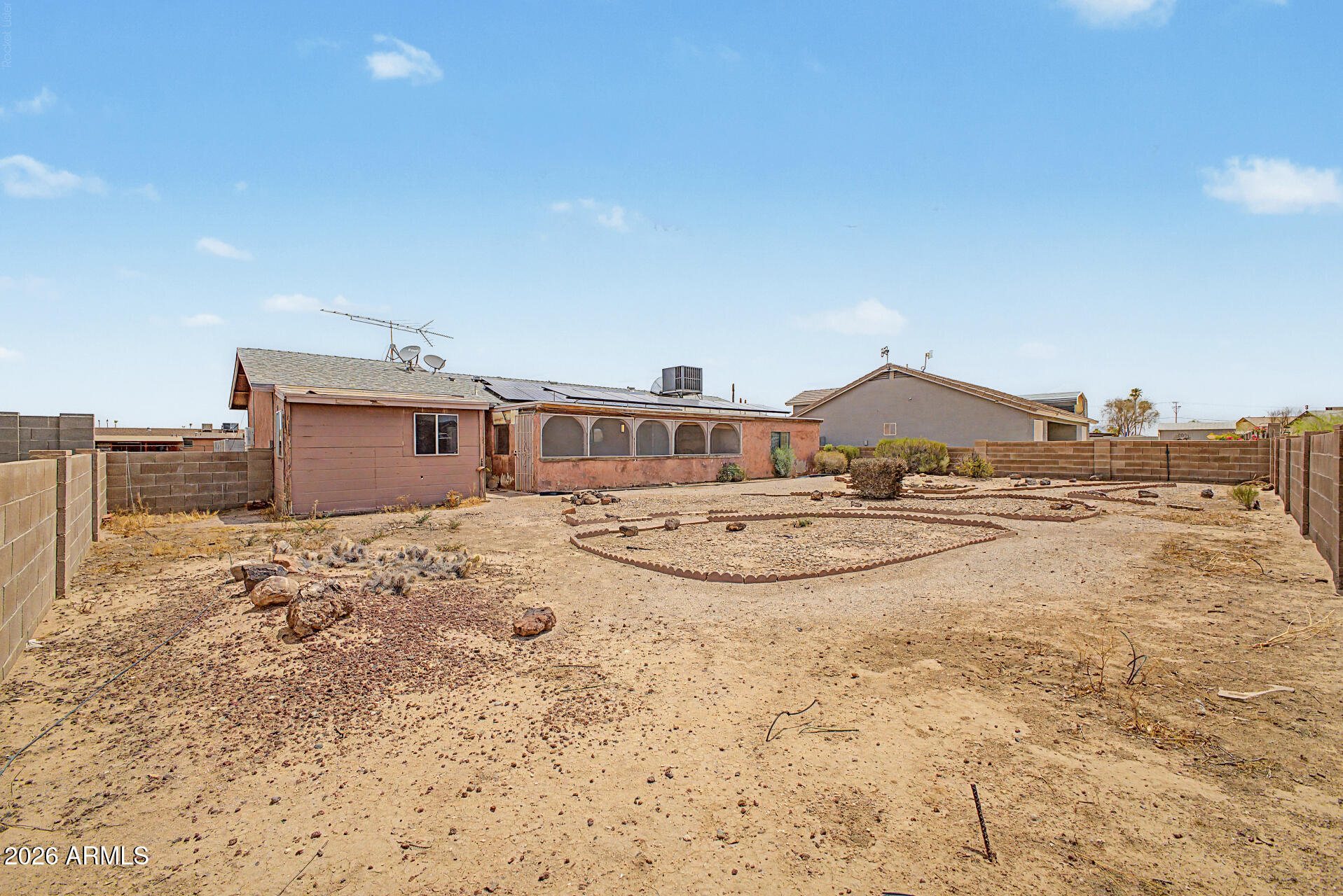ARIZONA CITY UNIT FOUR - Residential
