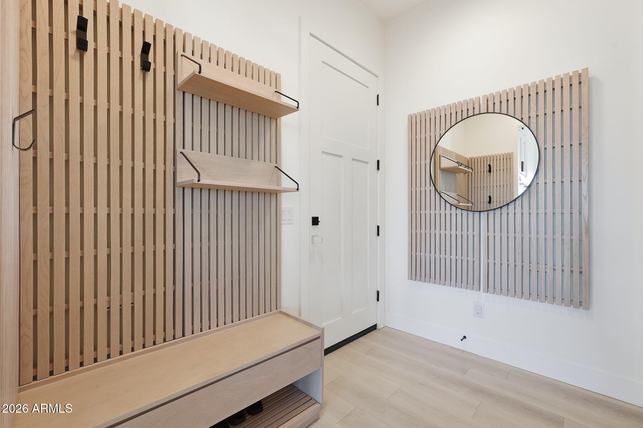ENCANTO REAL - Residential