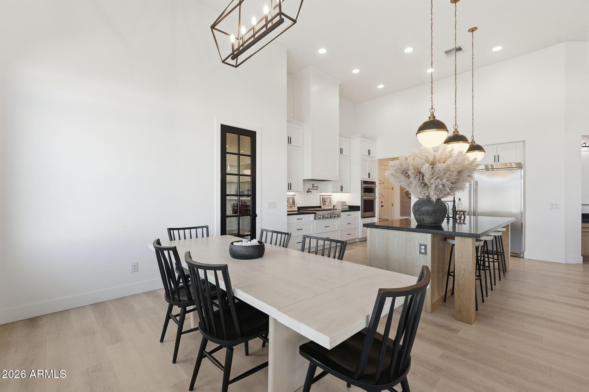 ENCANTO REAL - Residential