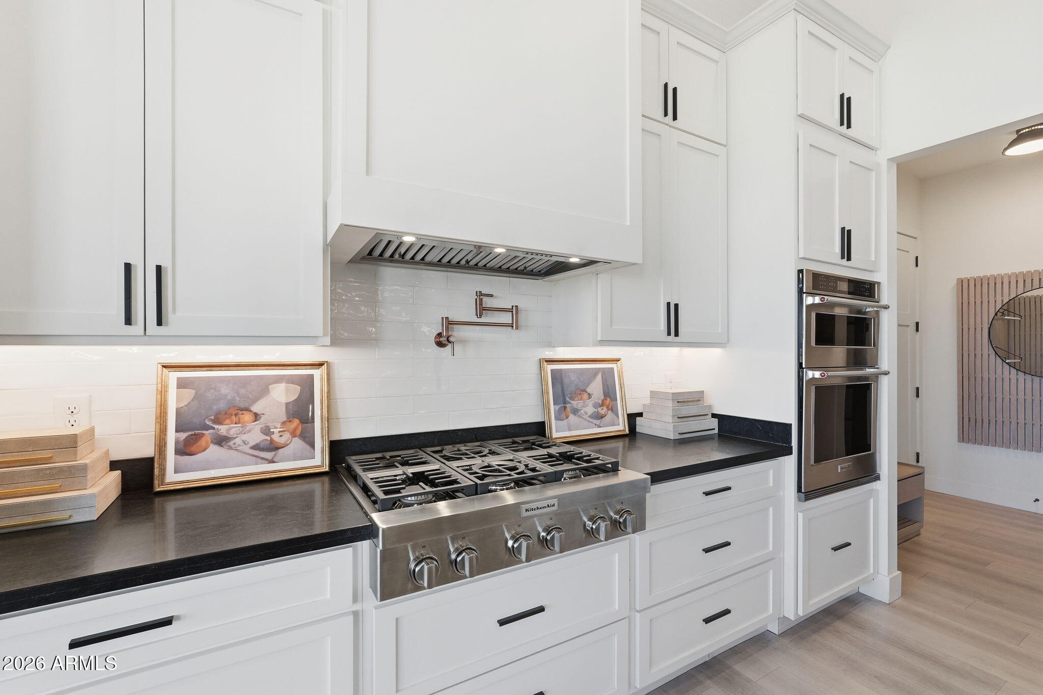 ENCANTO REAL - Residential