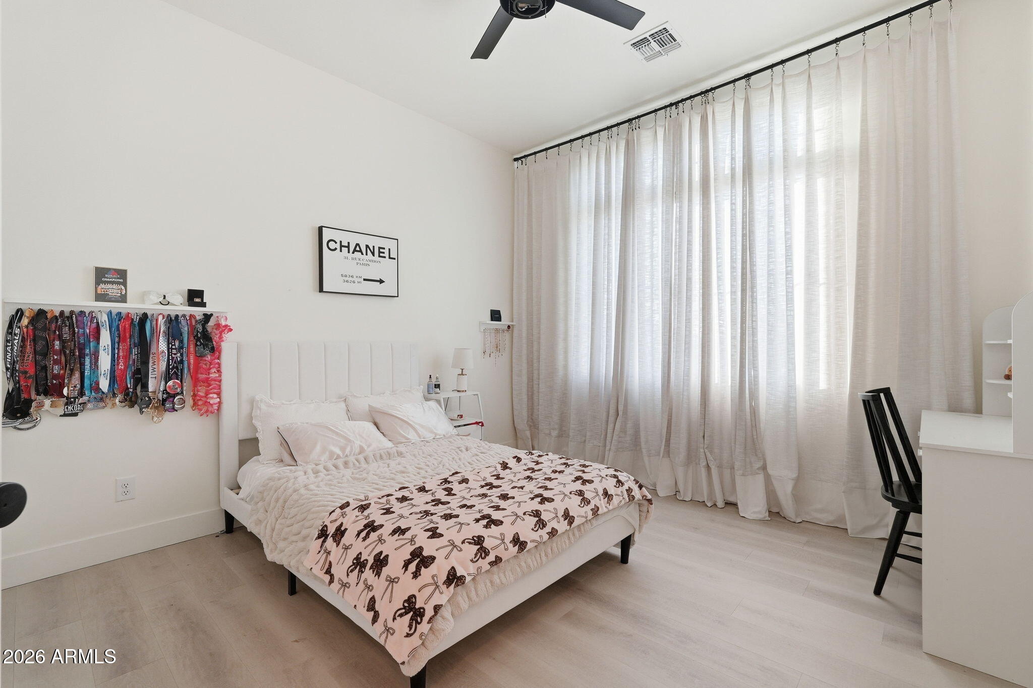 ENCANTO REAL - Residential