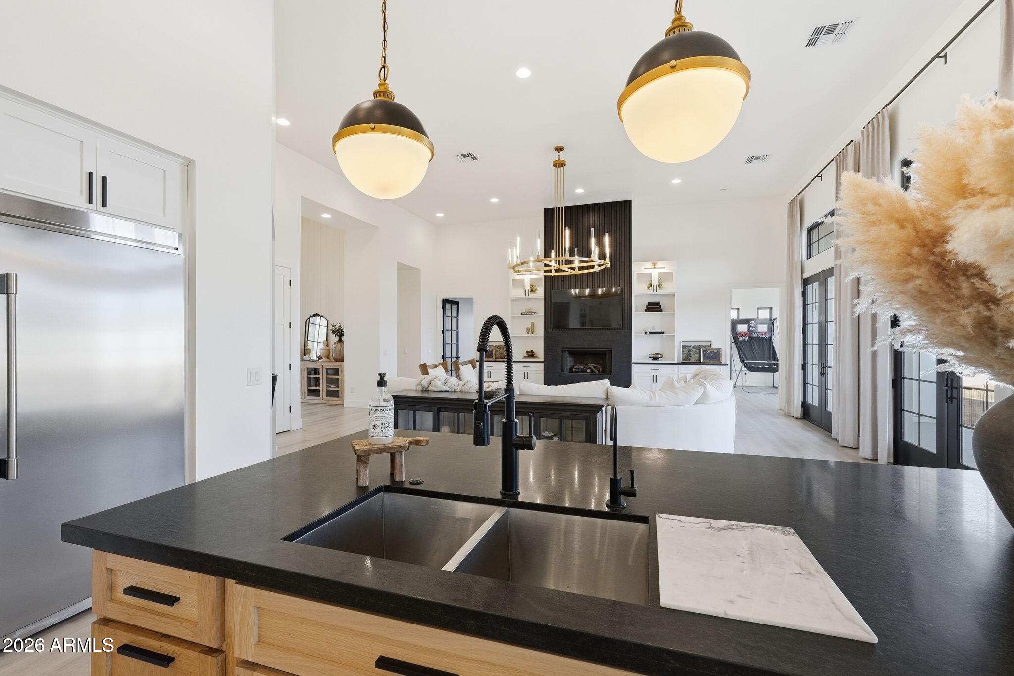 ENCANTO REAL - Residential