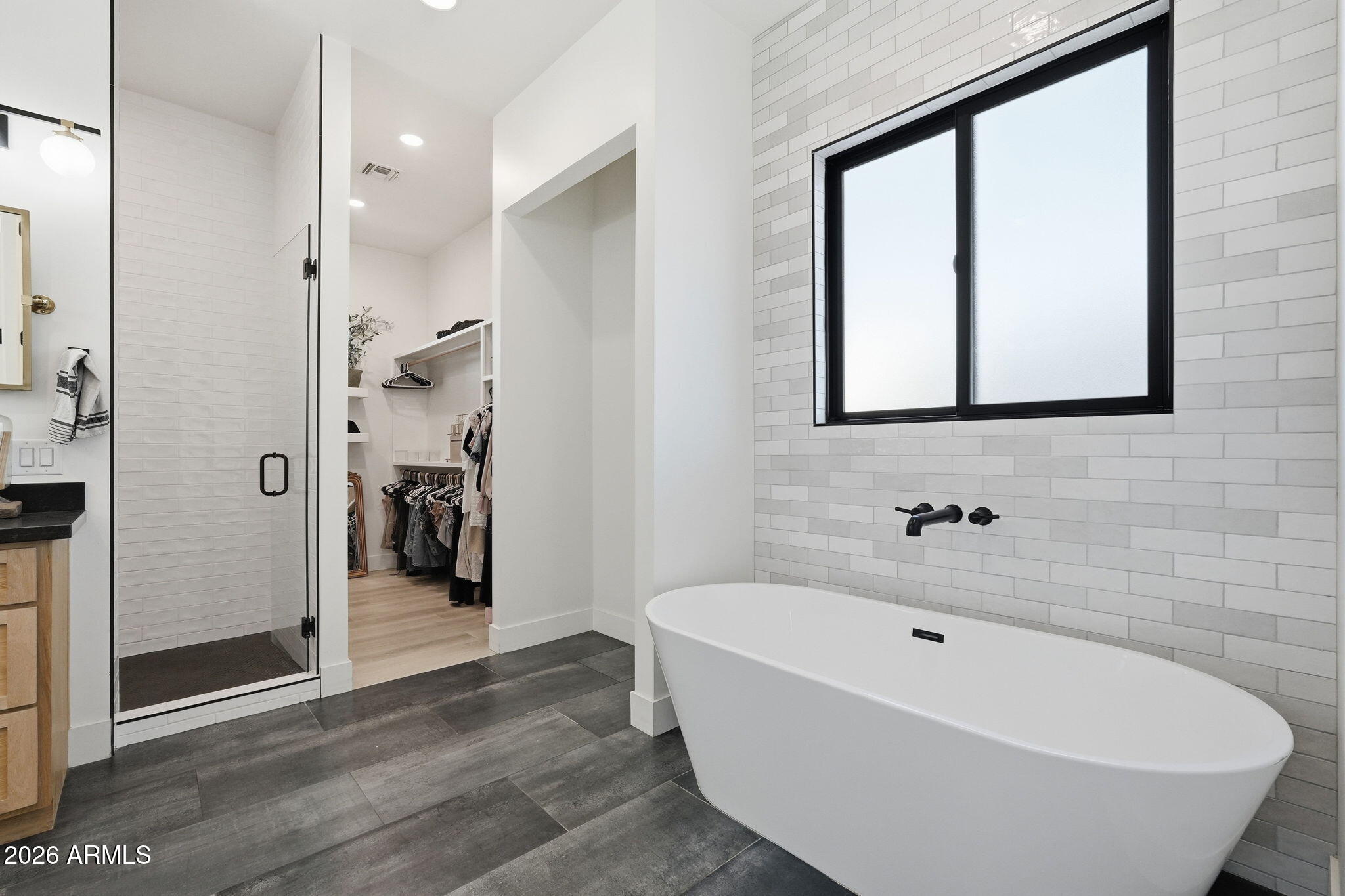 ENCANTO REAL - Residential