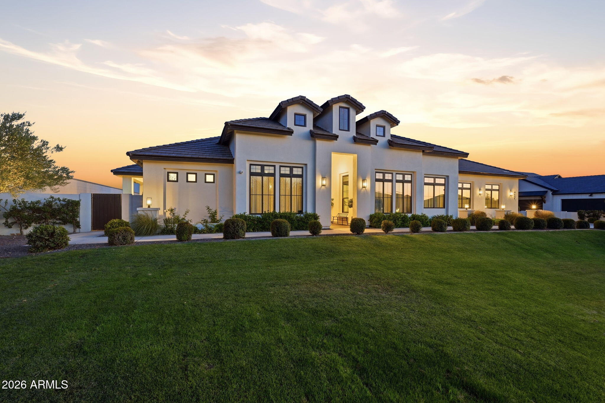 ENCANTO REAL - Residential