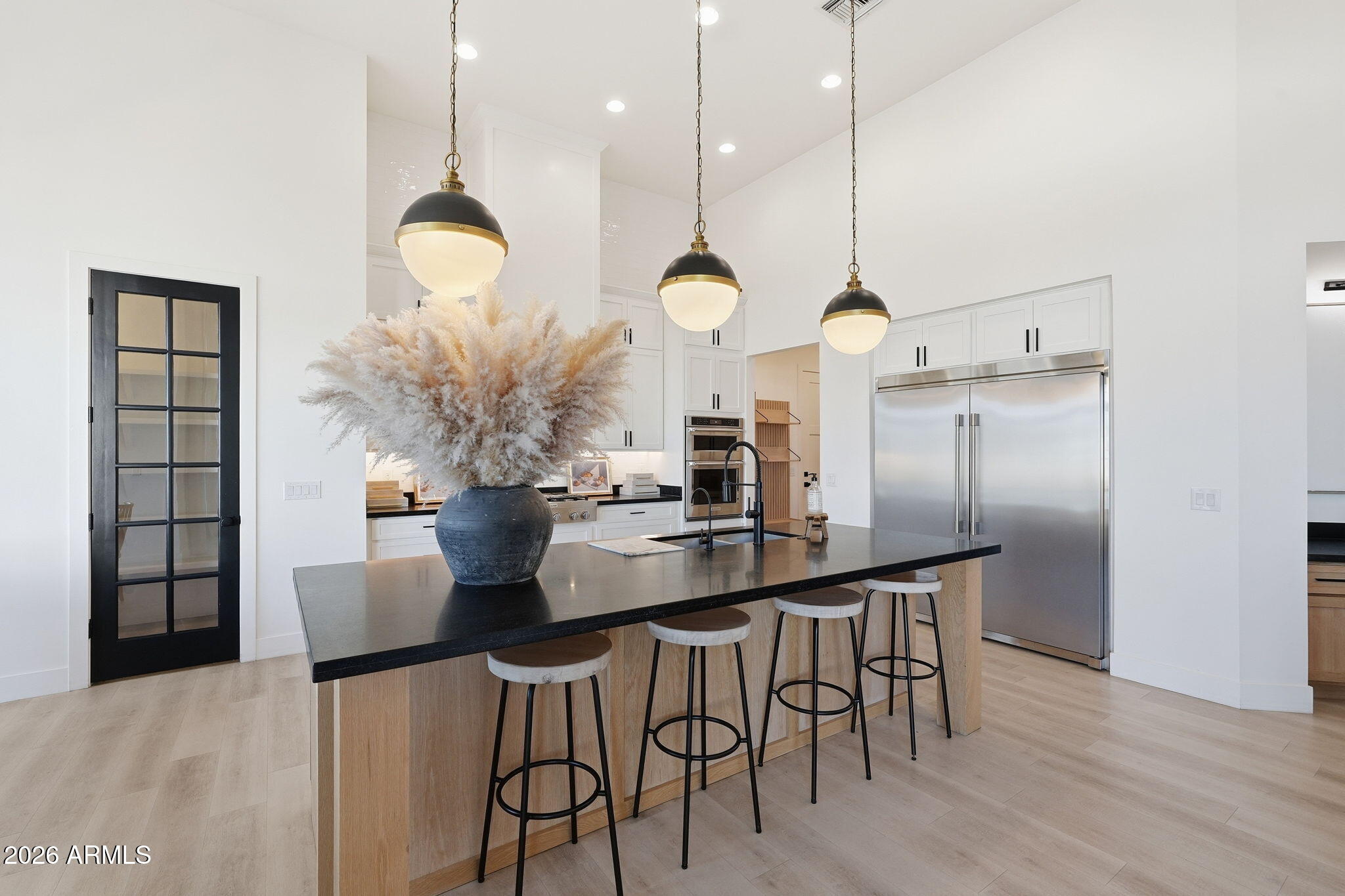 ENCANTO REAL - Residential