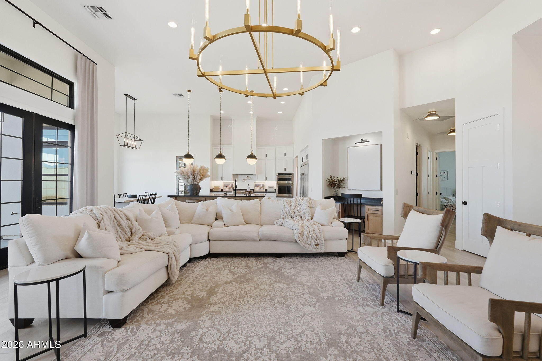 ENCANTO REAL - Residential