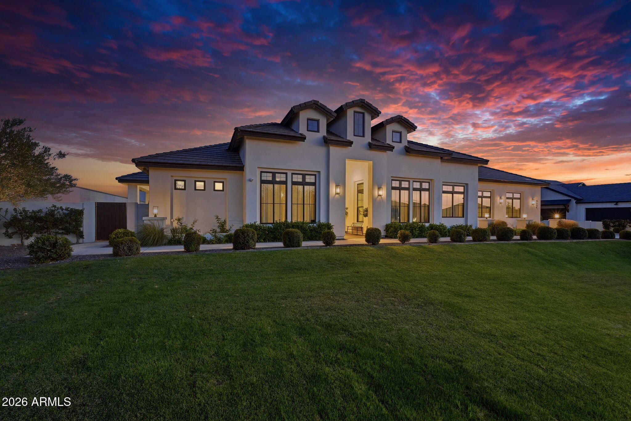 ENCANTO REAL - Residential