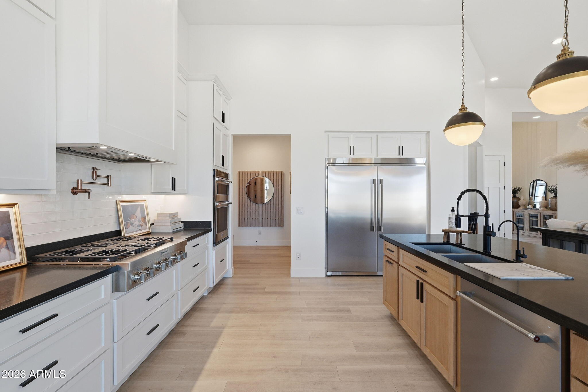 ENCANTO REAL - Residential