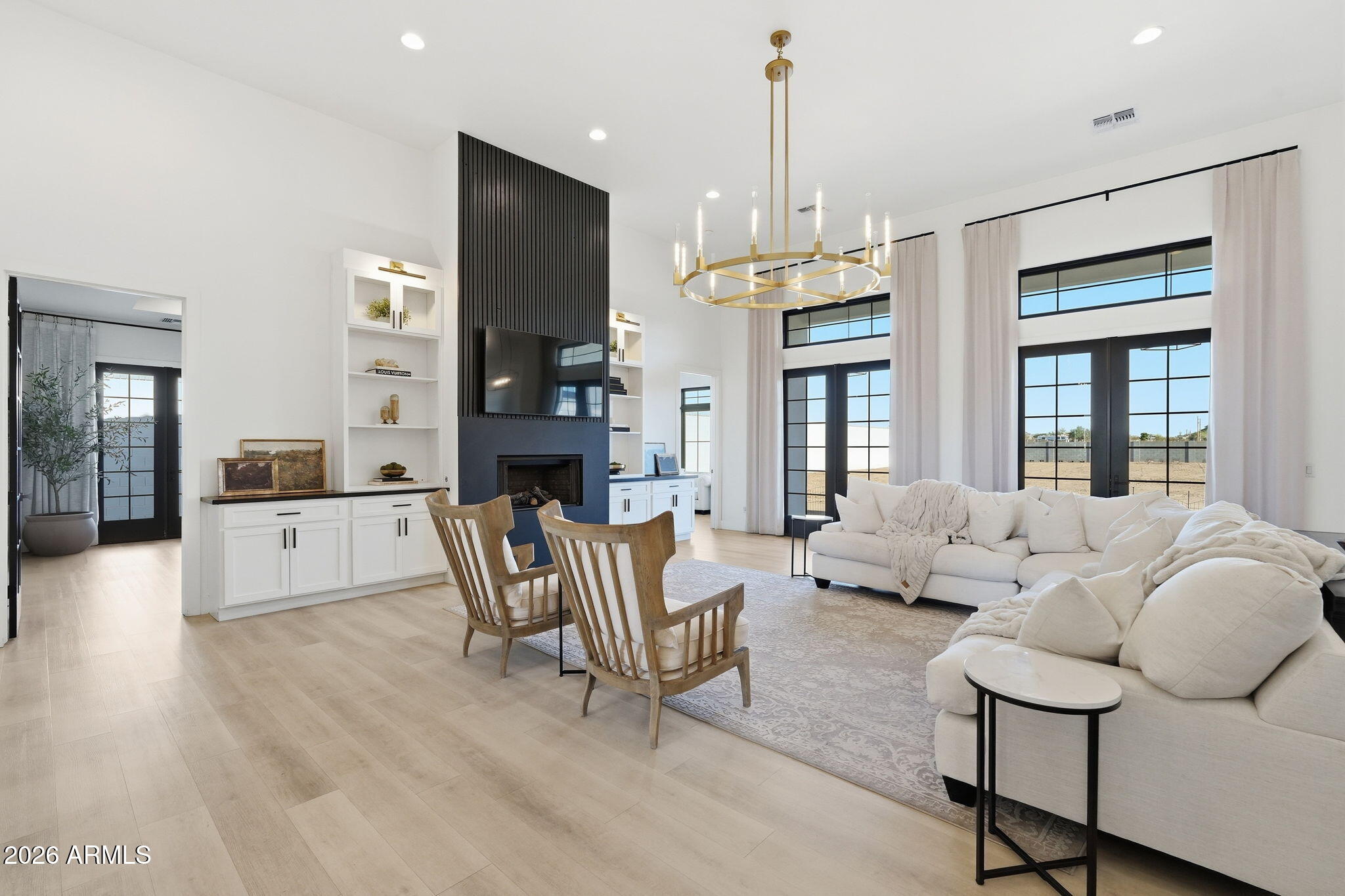 ENCANTO REAL - Residential