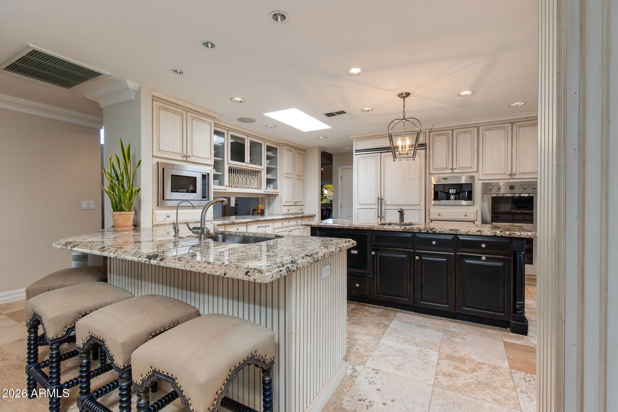 BILTMORE GREENS 3 - Residential