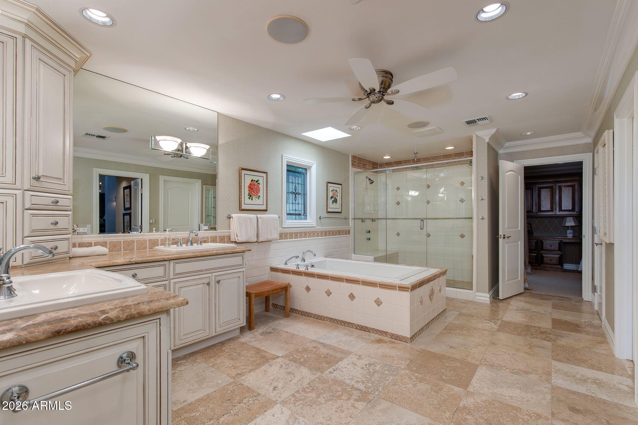BILTMORE GREENS 3 - Residential