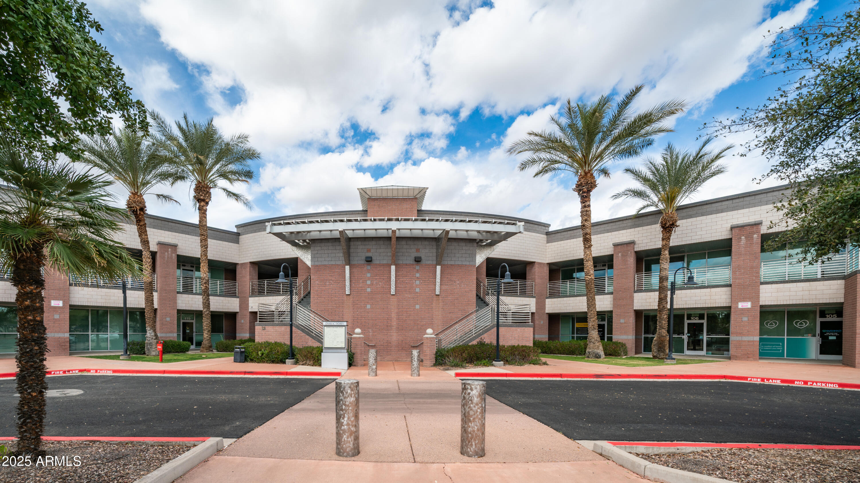 SUPERSTITION POINT - Commercial Lease