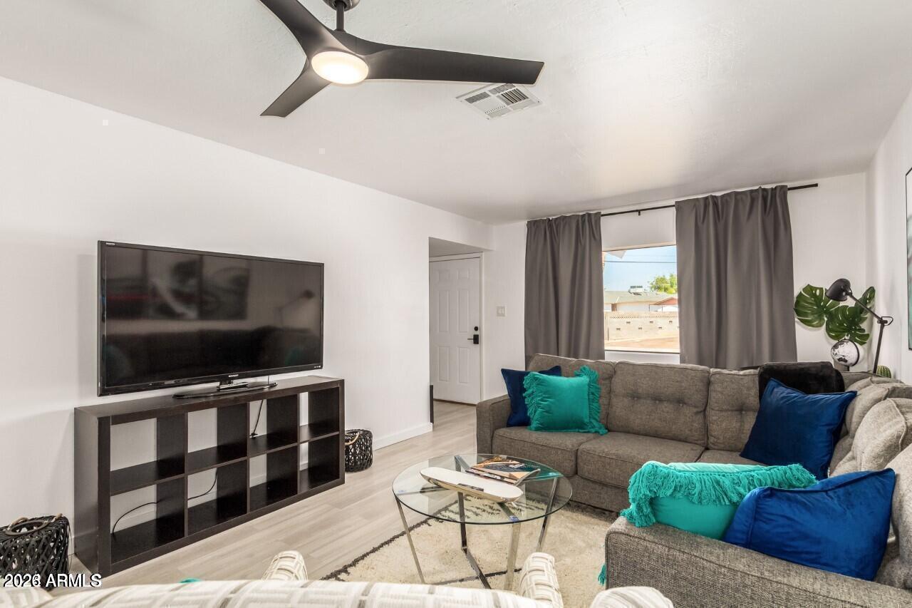 COX HEIGHTS 7 - Residential Income