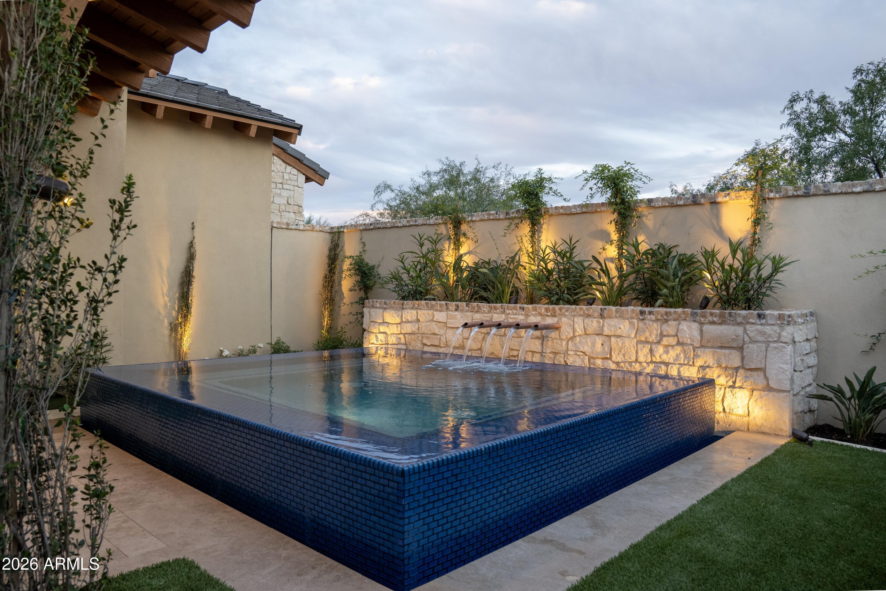 GRANITE MOUNTAIN AT LAS SENDAS - Residential