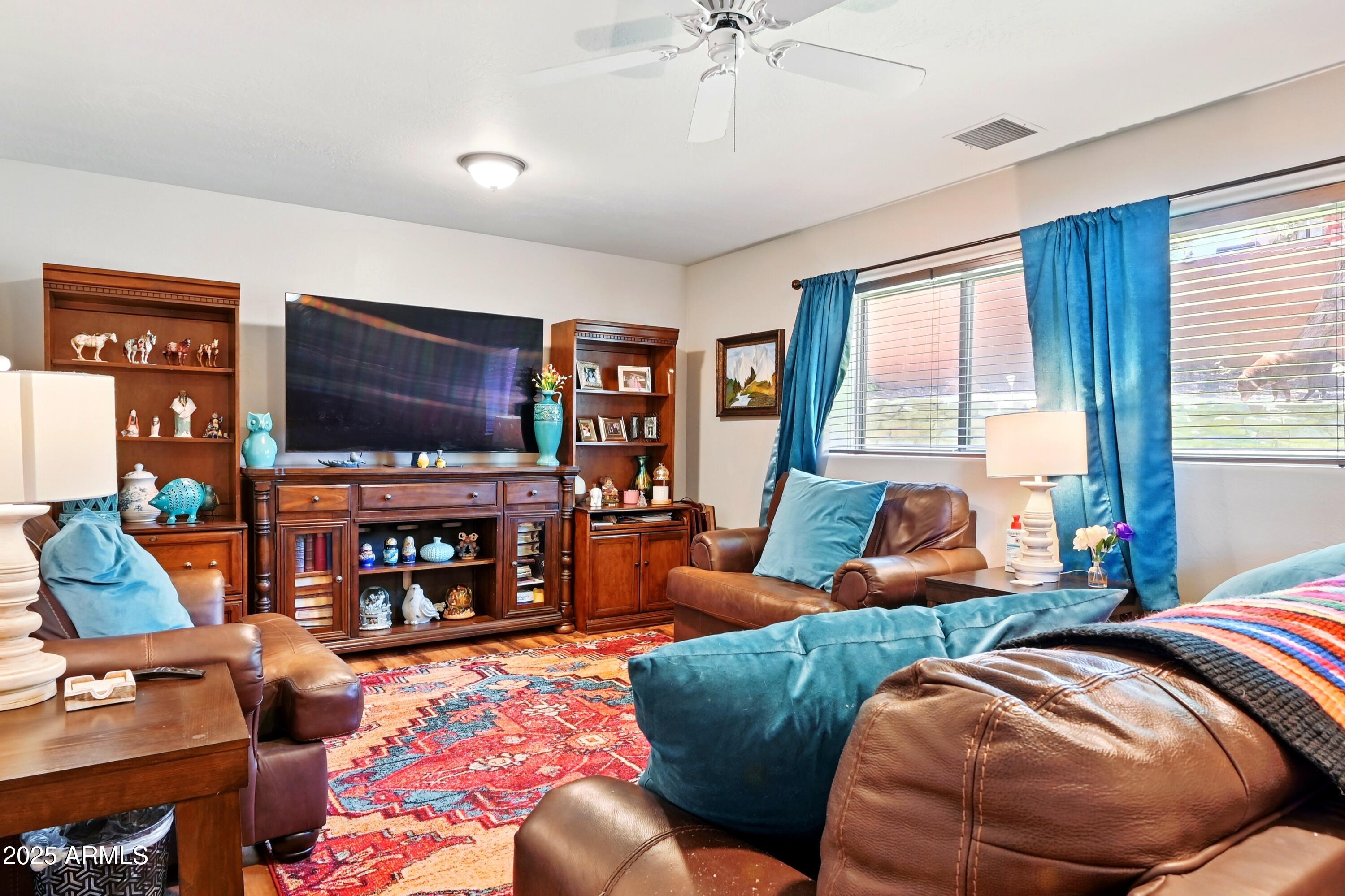 ELK RIDGE - Residential