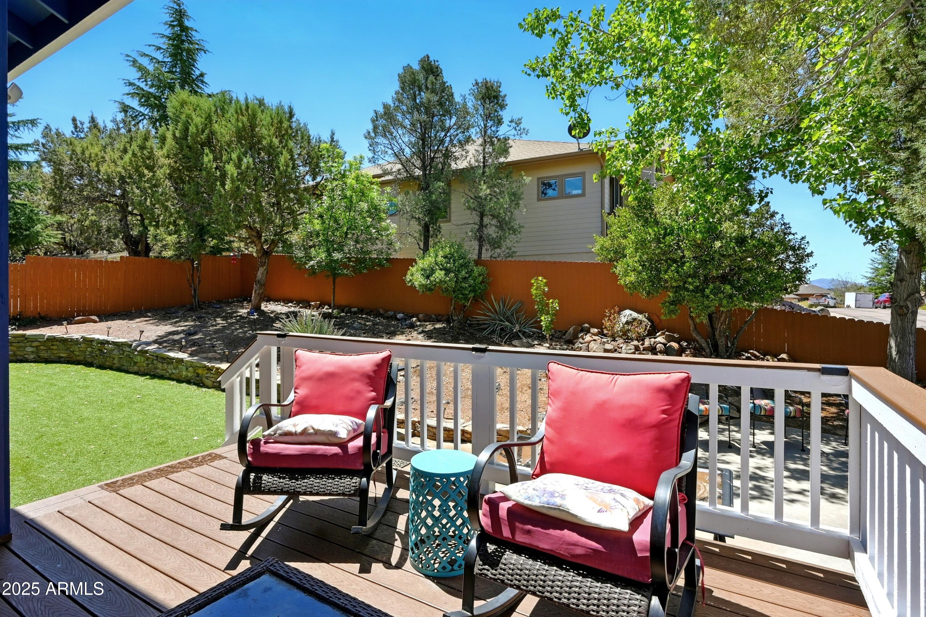 ELK RIDGE - Residential