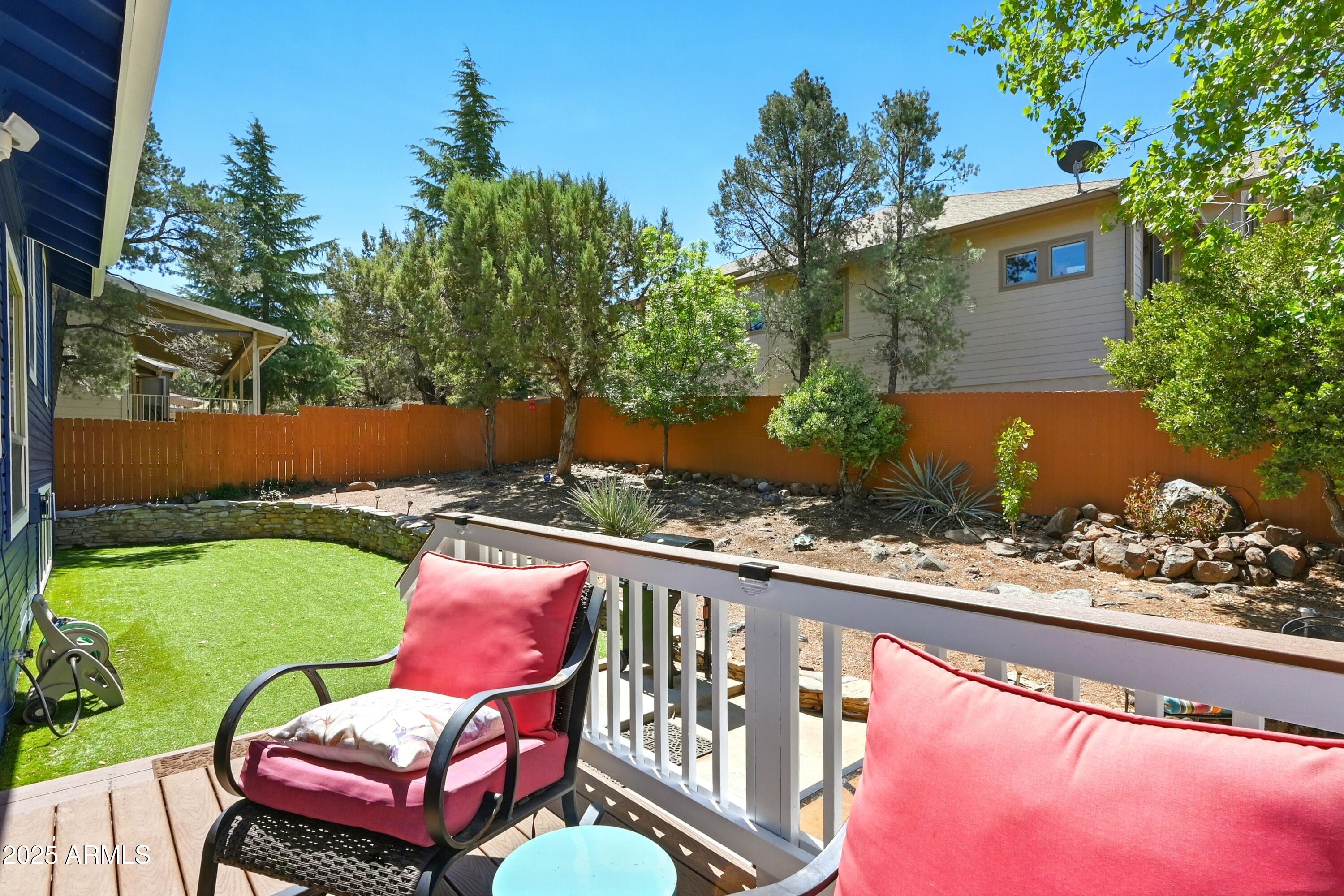 ELK RIDGE - Residential