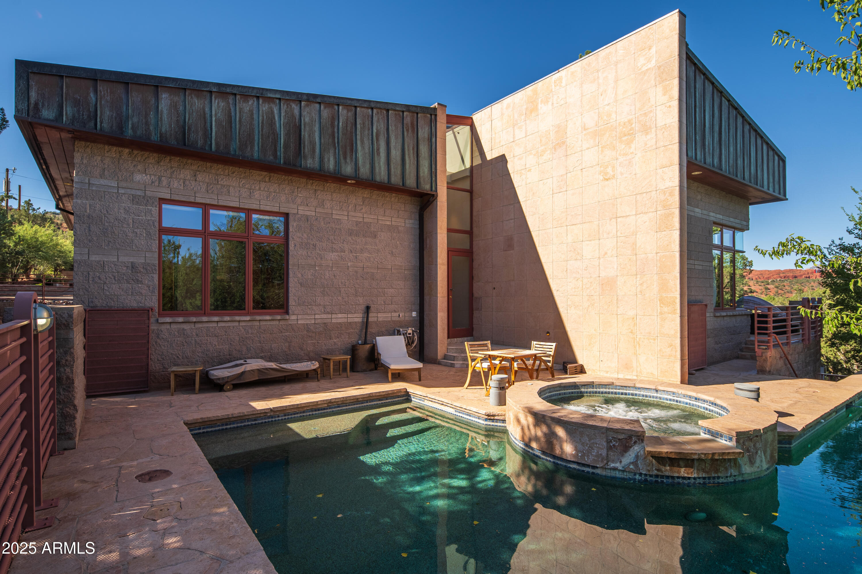 EAST CUP OF GOLD ESTATES - Residential