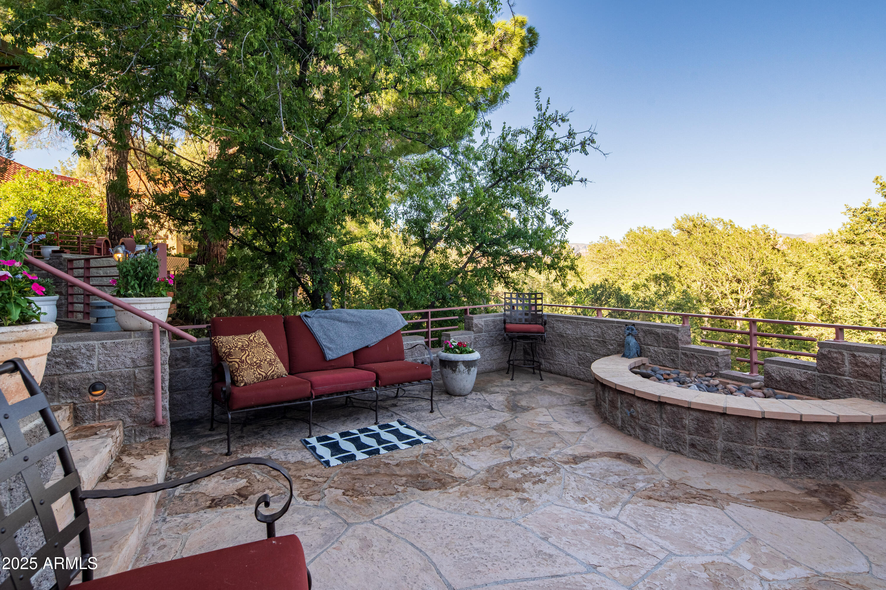 EAST CUP OF GOLD ESTATES - Residential