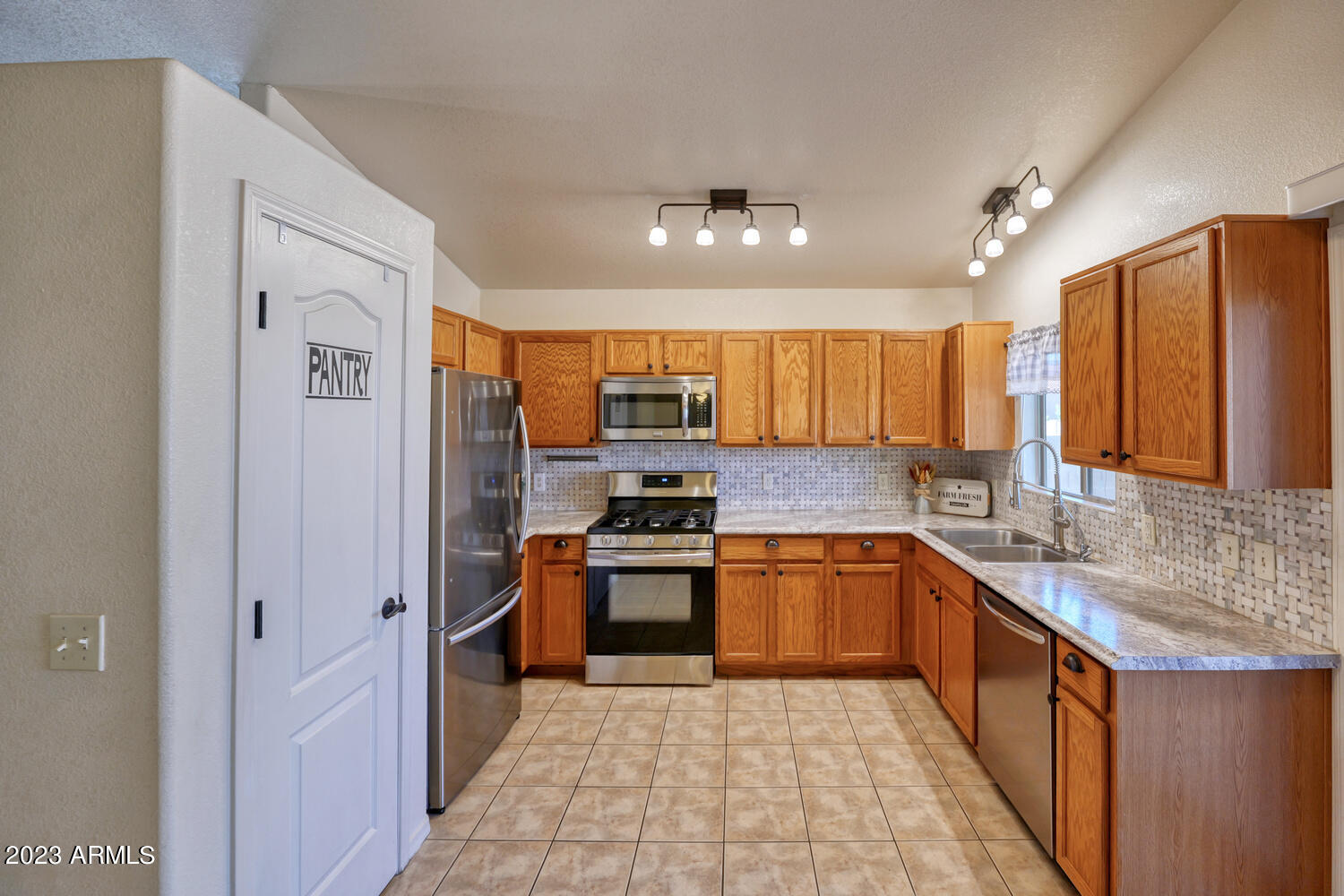 CHAPARRAL VILLAGE NORTH PHASE 3 - Residential