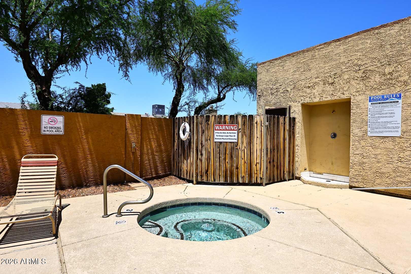 CACTUS FLATS CONDOMINIUM - Residential