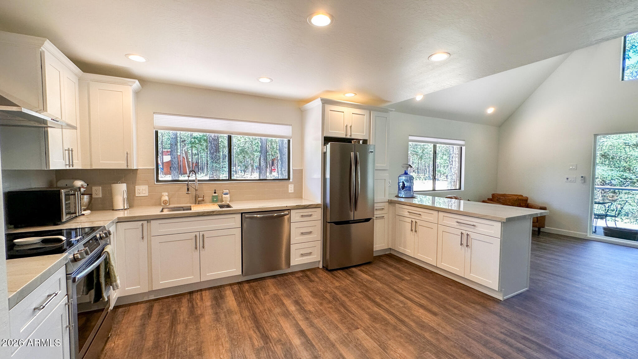 FOREST LAKES ESTATES 8 - Residential