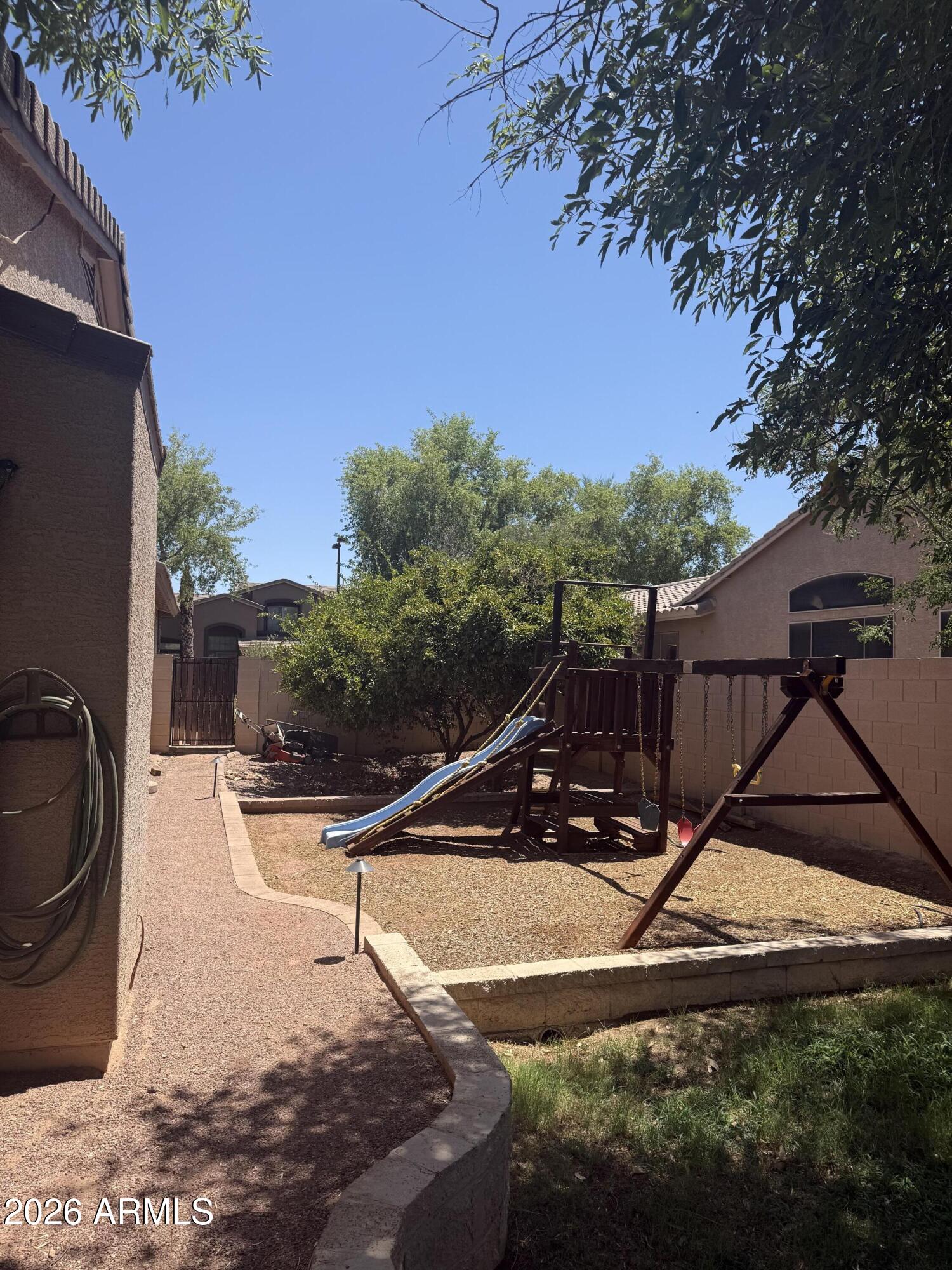 LAS CASITAS DEL SUR - Residential