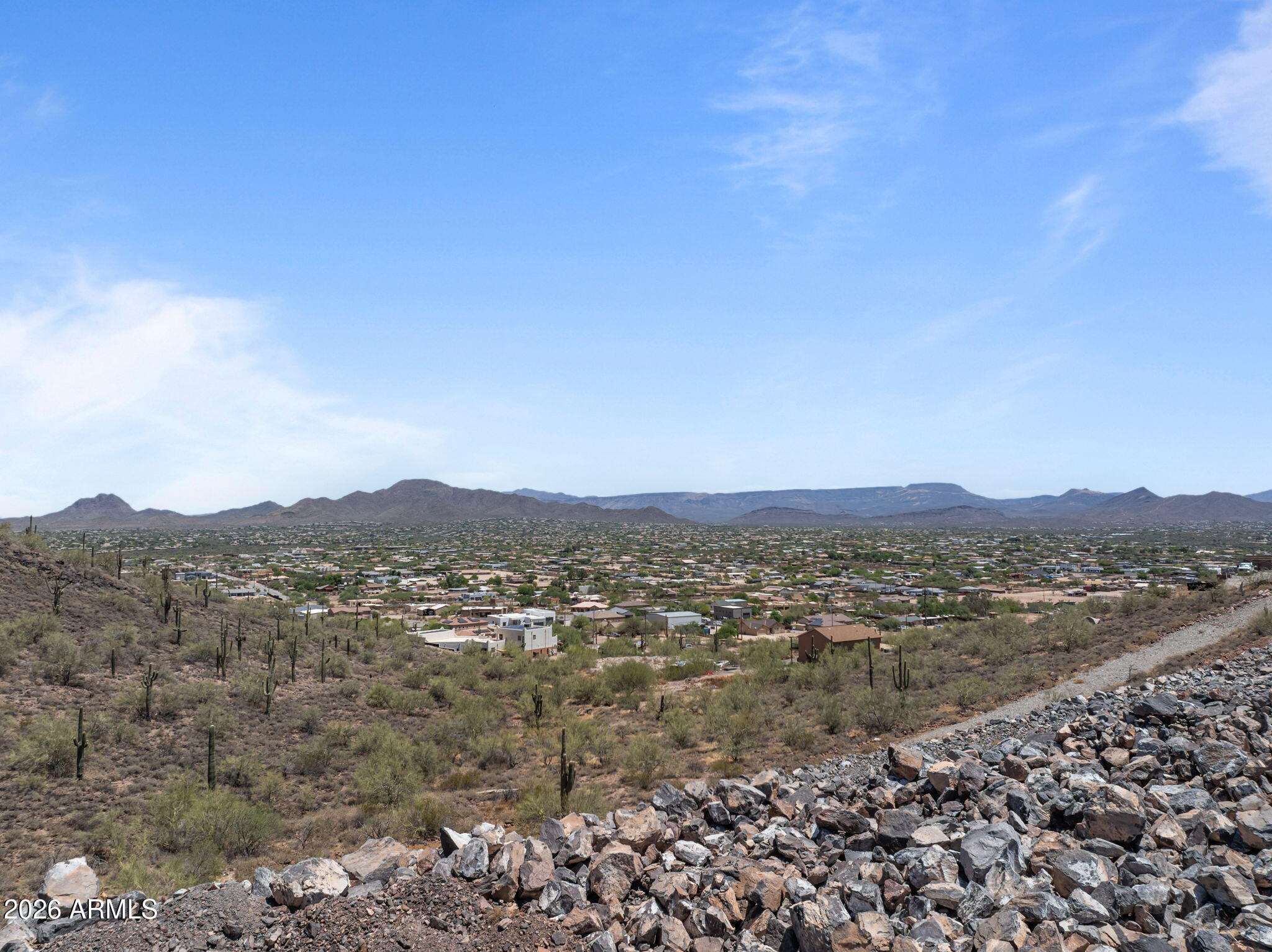 Metes and Bounds, approximately 4.43 Acres with water and electricity - Land