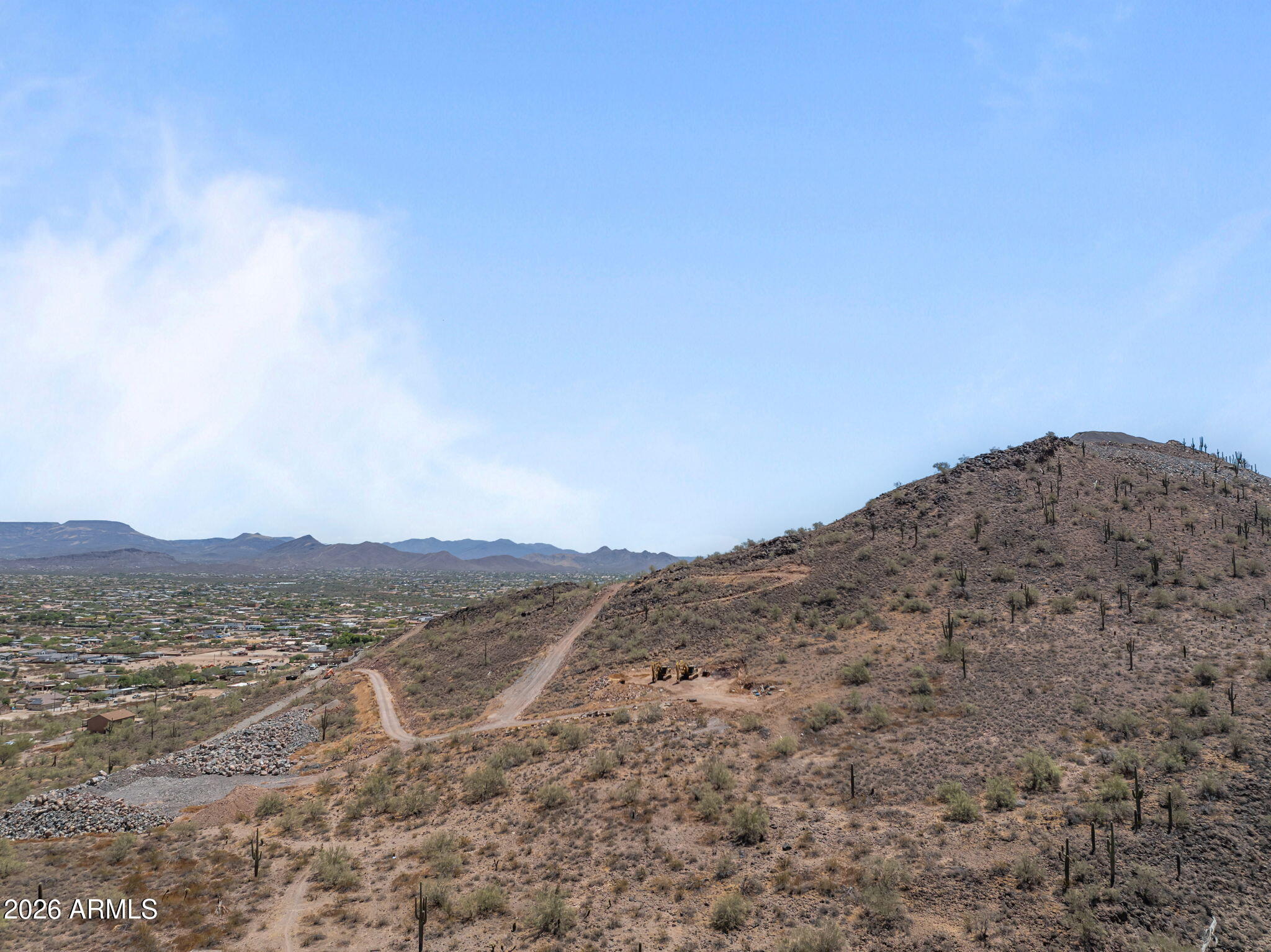 Metes and Bounds, approximately 4.43 Acres with water and electricity - Land