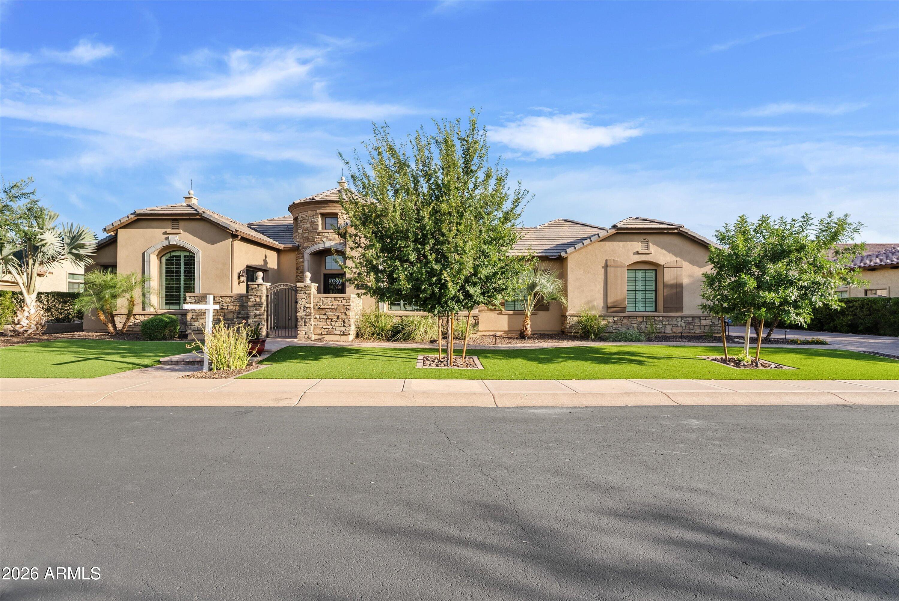 ESTATES AT 32ND STREET - Residential