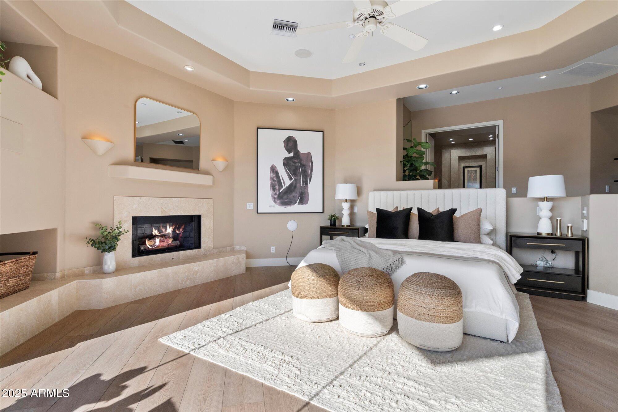 SCOTTSDALE MOUNTAIN - Residential