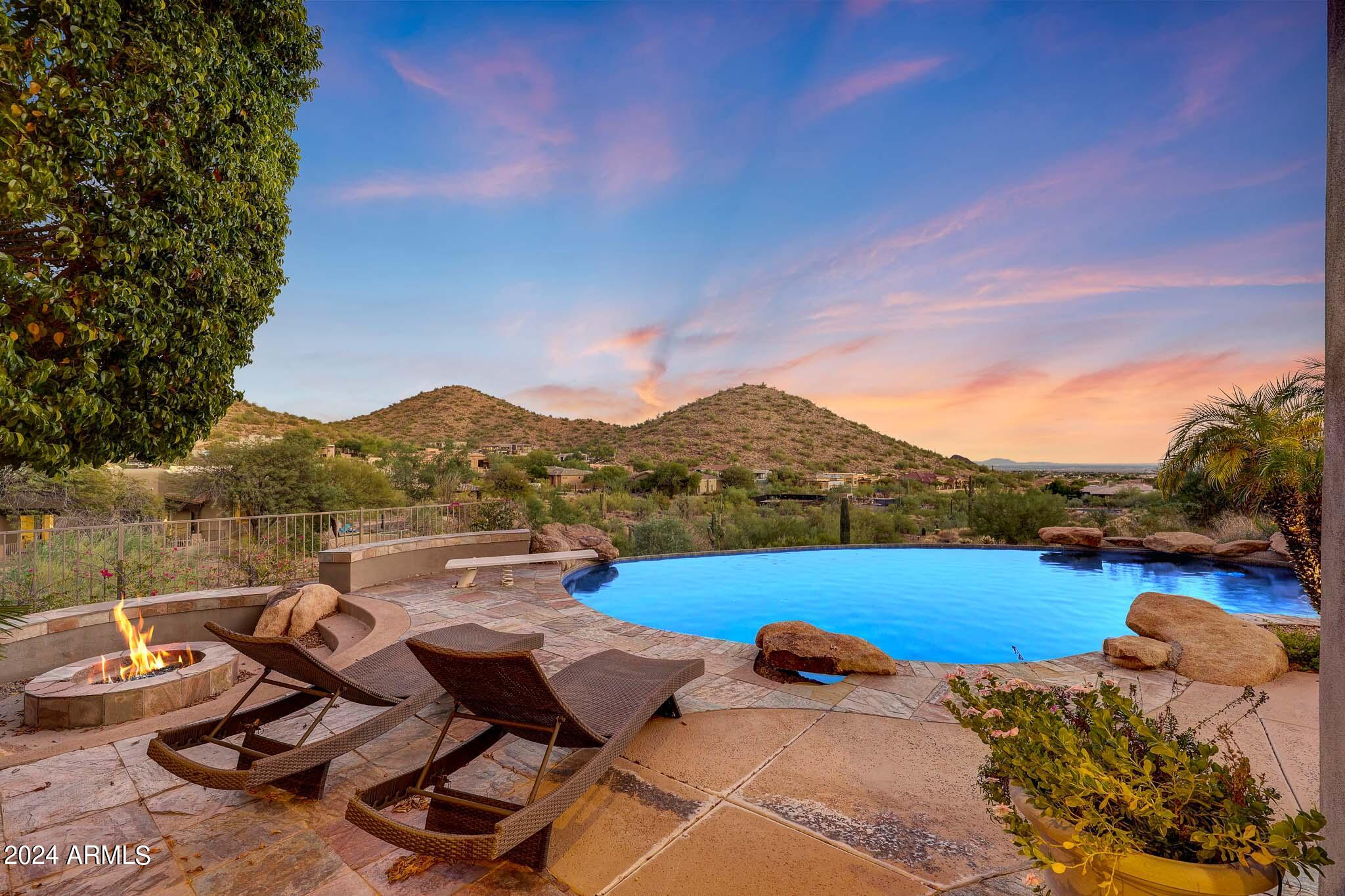 SCOTTSDALE MOUNTAIN - Residential