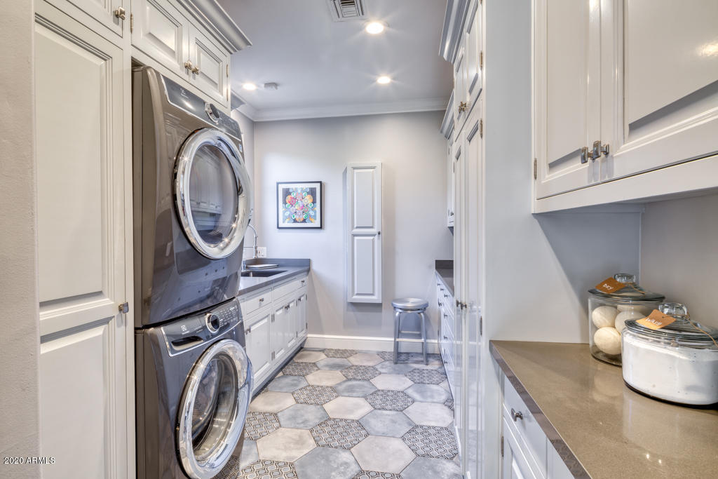 Mockingbird West - Residential