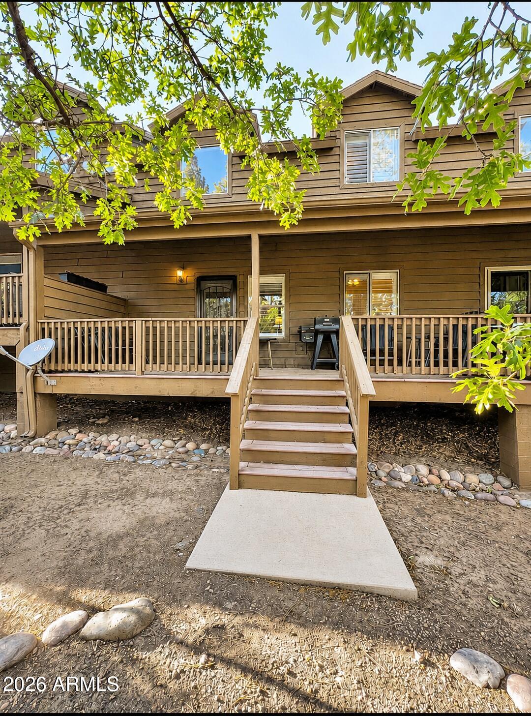 STARLIGHT RIDGE ESTATES TOWNHOUSES - Residential