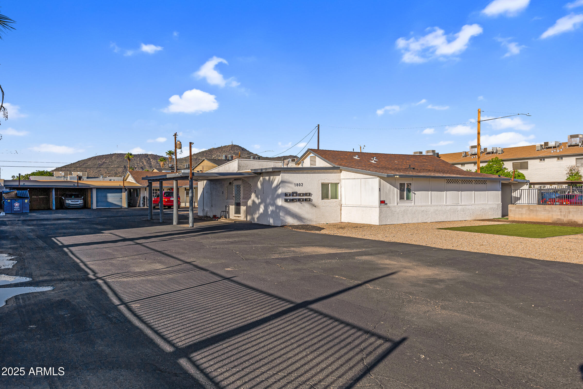 IDLE EASE - Residential Income