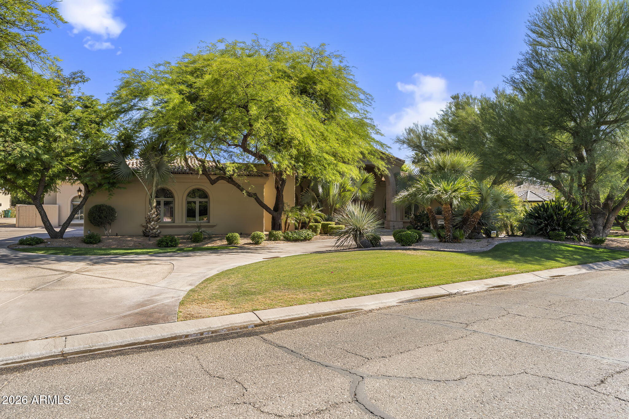 CAMELBACK COUNTRY ESTATES UNIT 1 LOTS 1 THRU 23 25 - Residential