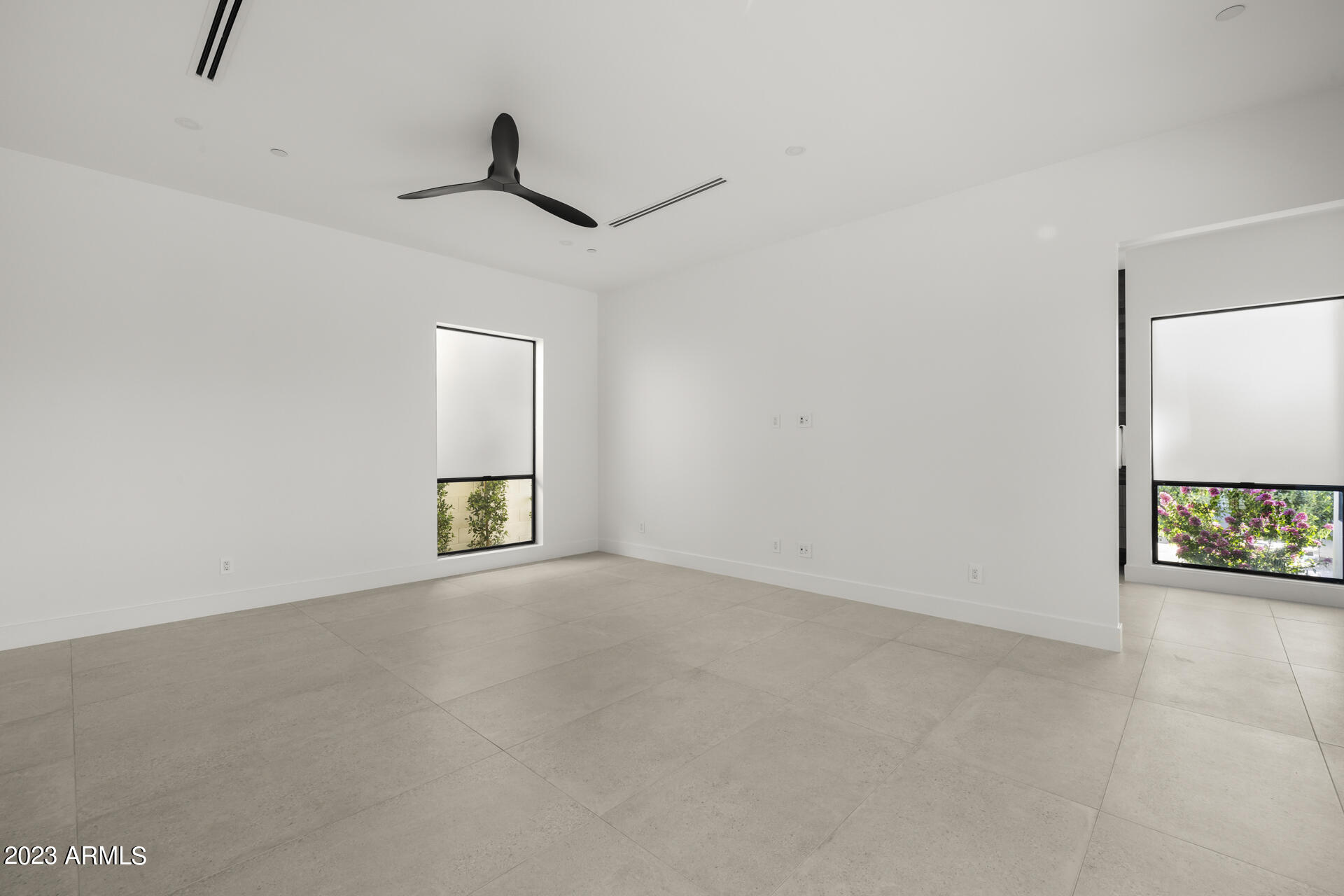 MILTONS GROVES LOTS 11-52 - Residential