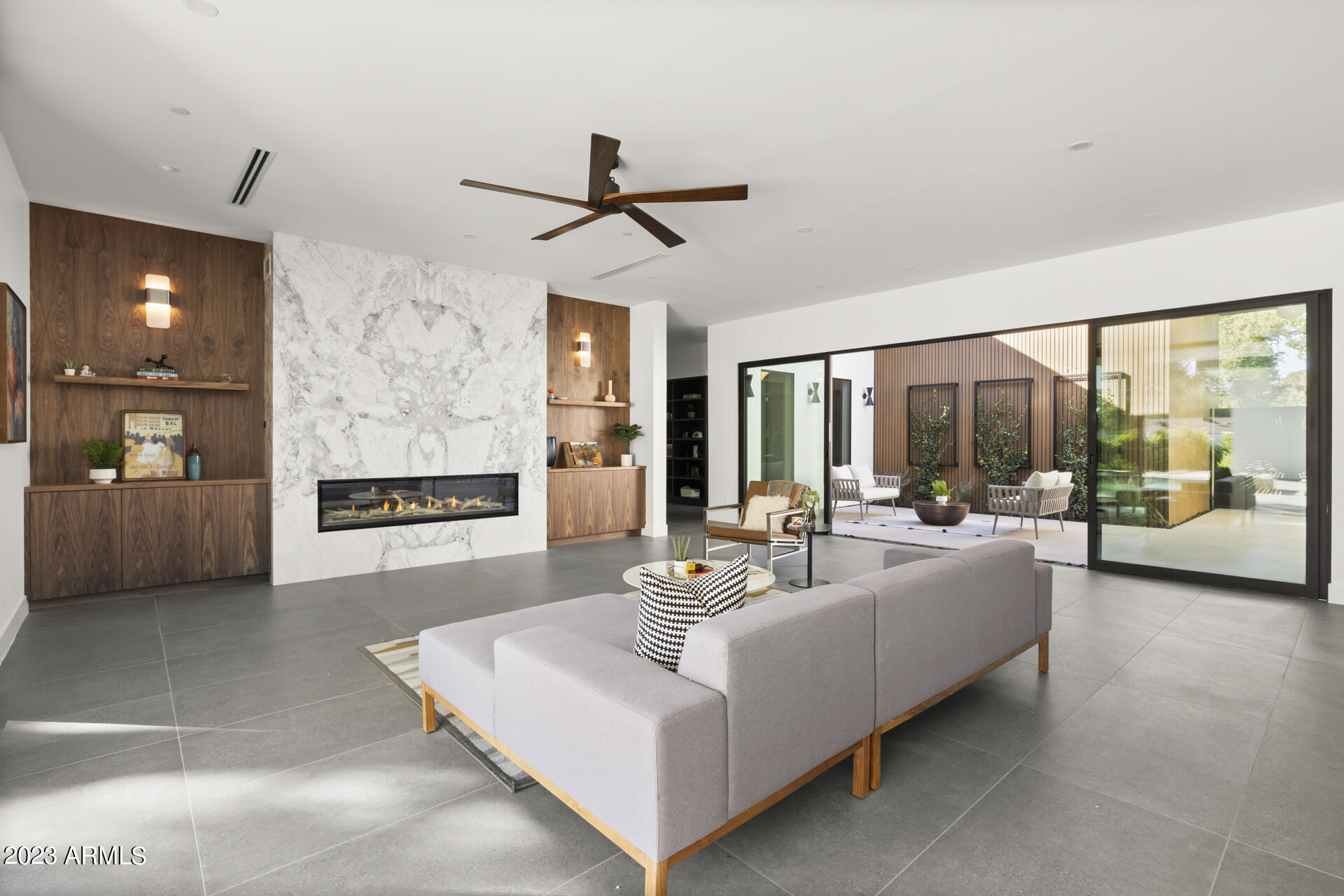 MILTONS GROVES LOTS 11-52 - Residential