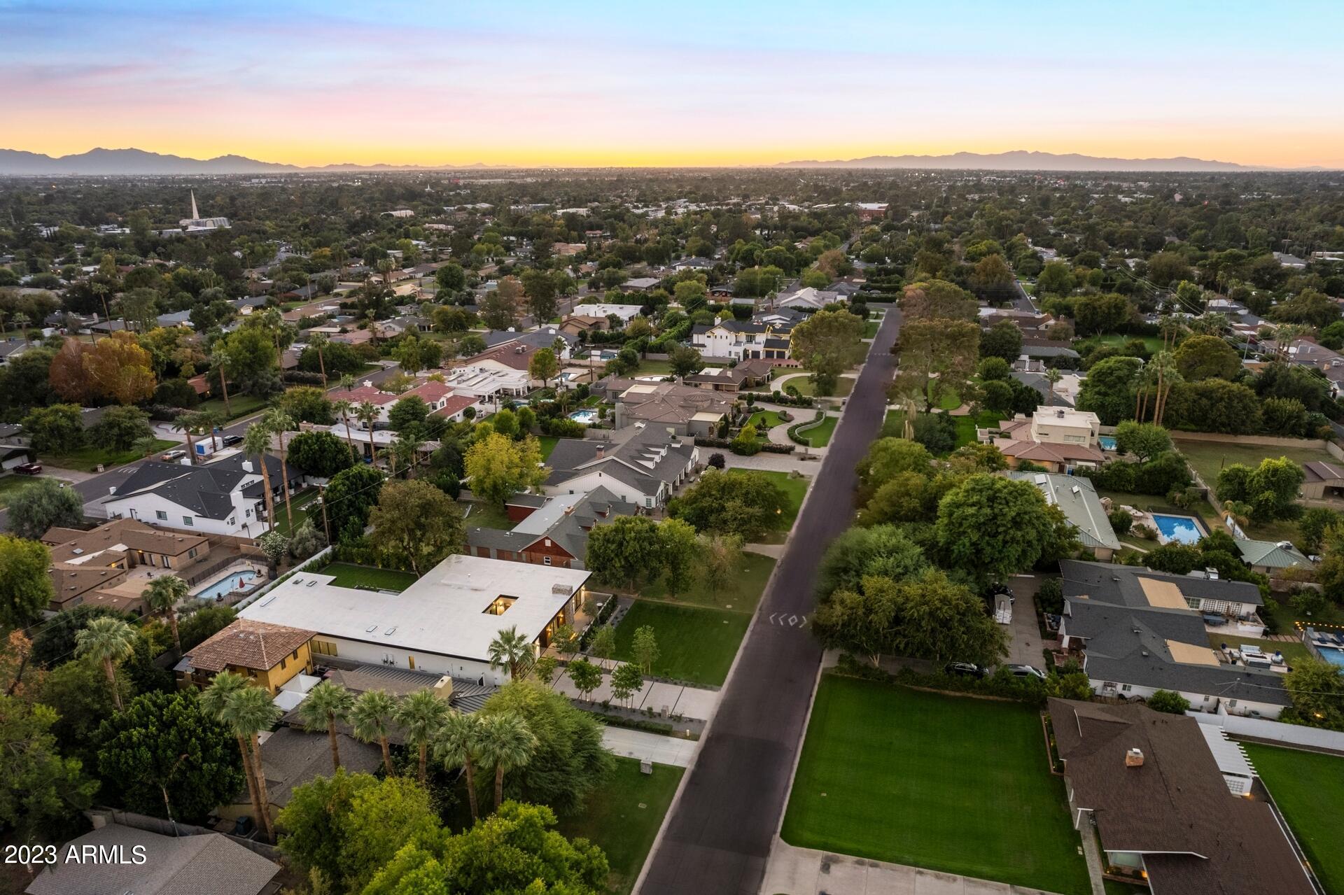 MILTONS GROVES LOTS 11-52 - Residential
